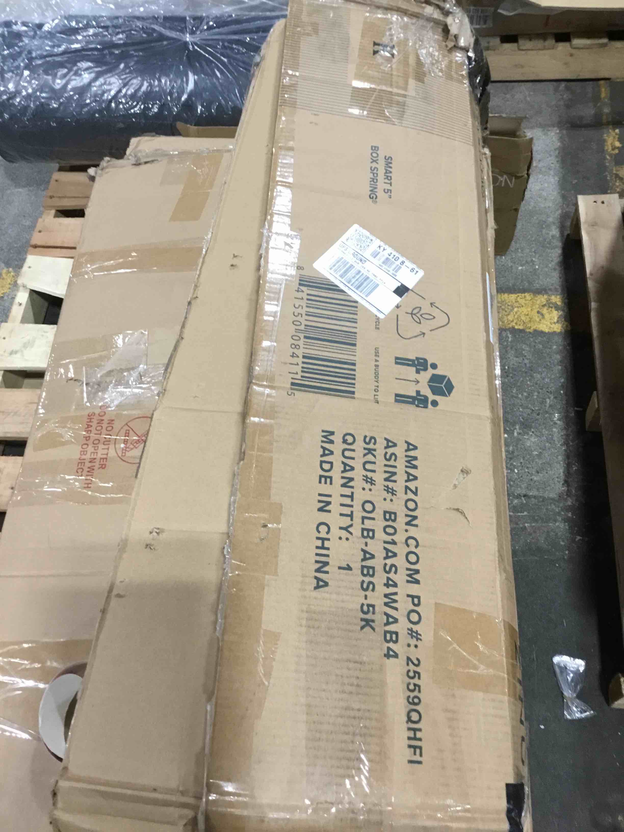 https://s3.amazonaws.com/lotting-images-prod/bidfta/RED3049413_1699542890578.jpeg