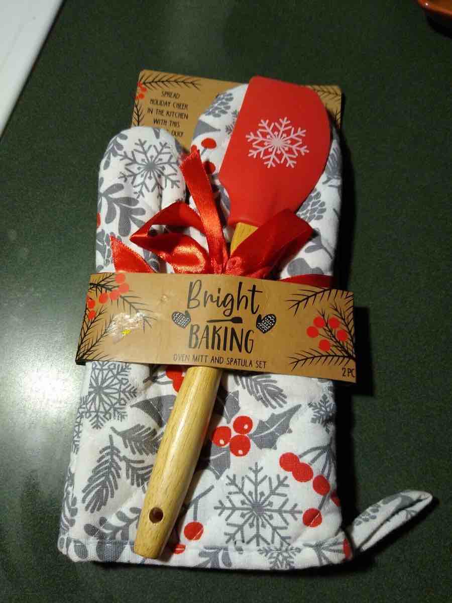 Bright Baking Holiday christmas 2pc Oven Mitt and Spatula Set