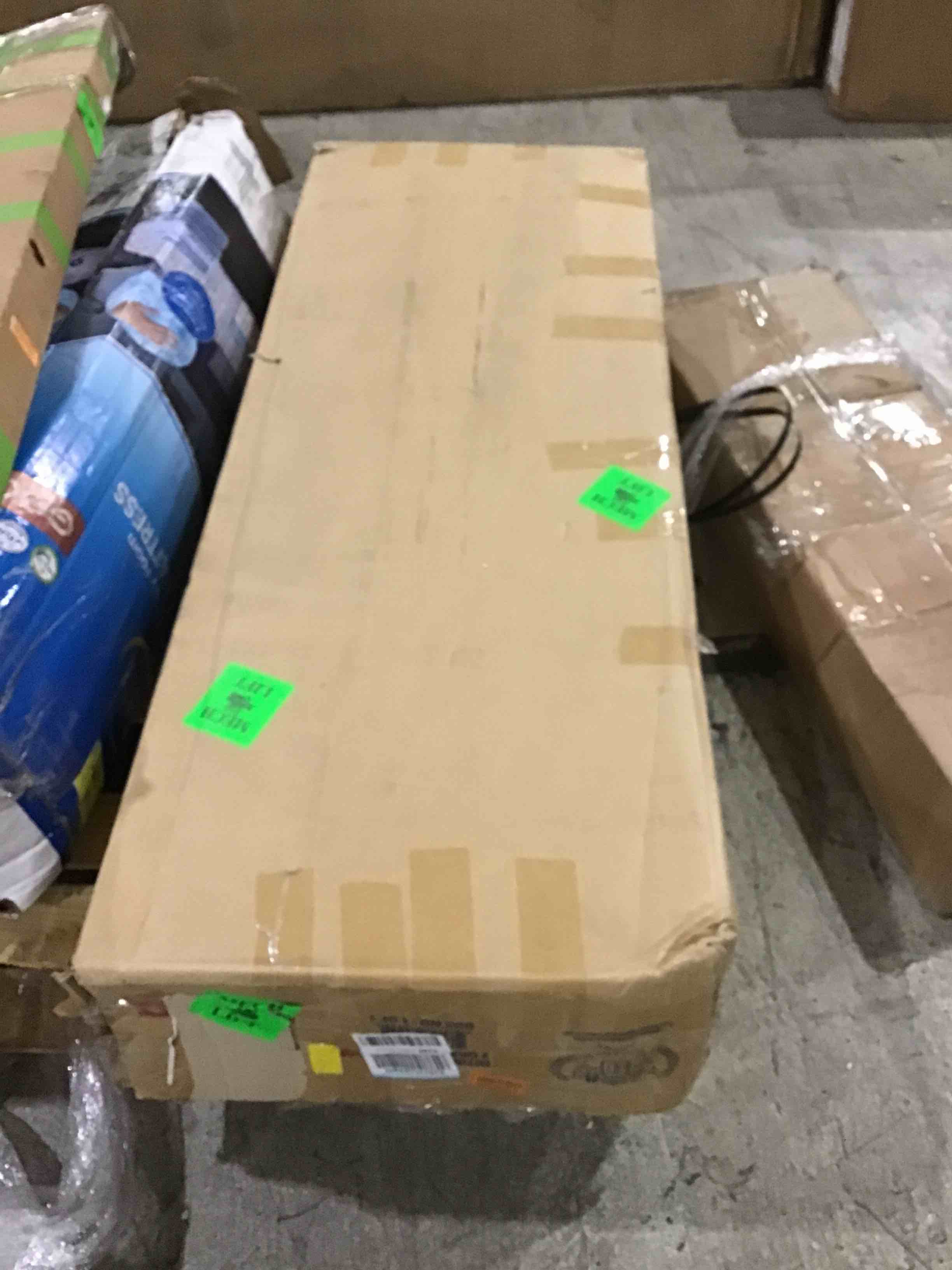 https://s3.amazonaws.com/lotting-images-prod/bidfta/RED3338952_1663342775873.jpeg