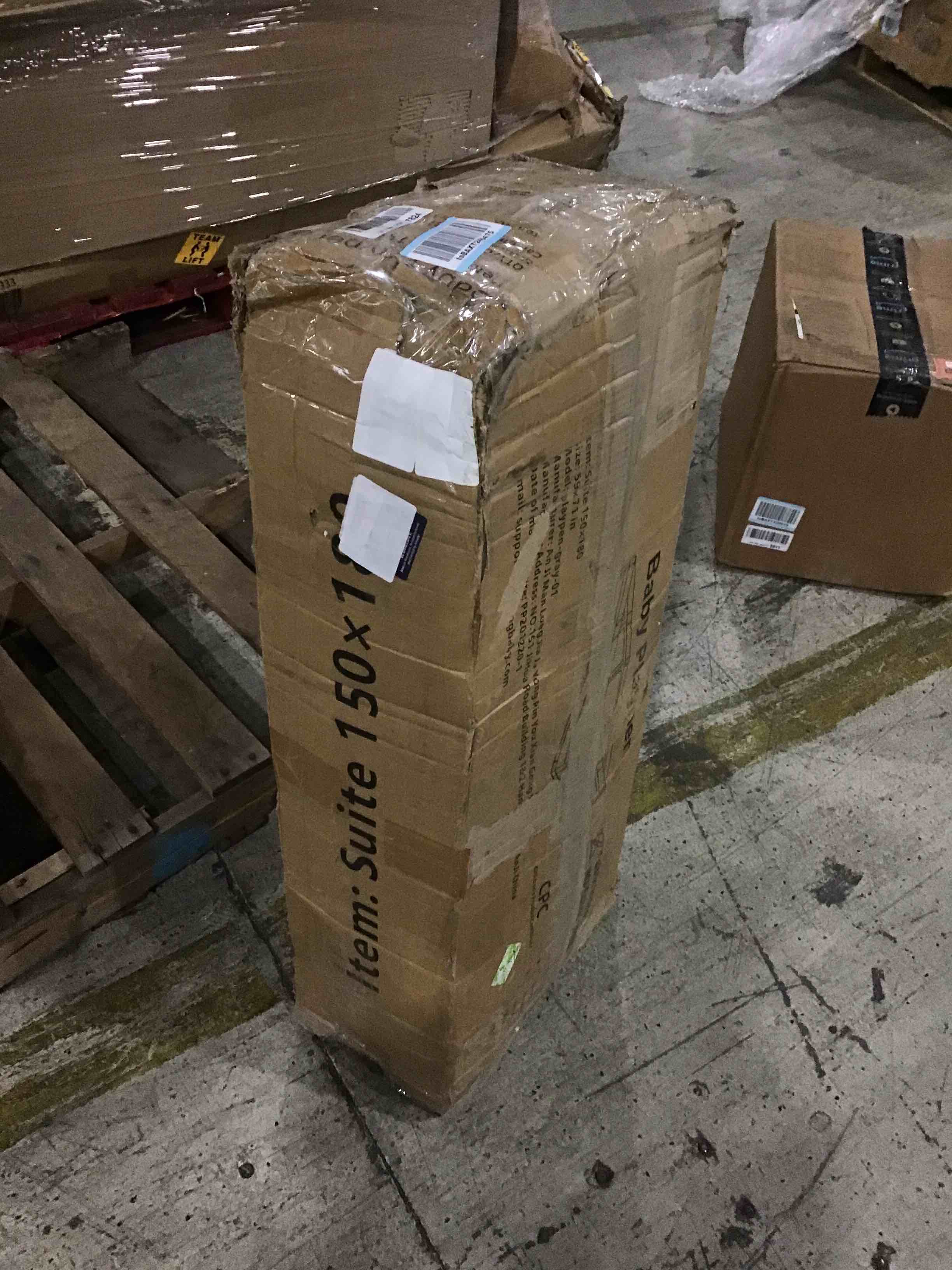 https://s3.amazonaws.com/lotting-images-prod/bidfta/RED3338959_1663338777644.jpeg
