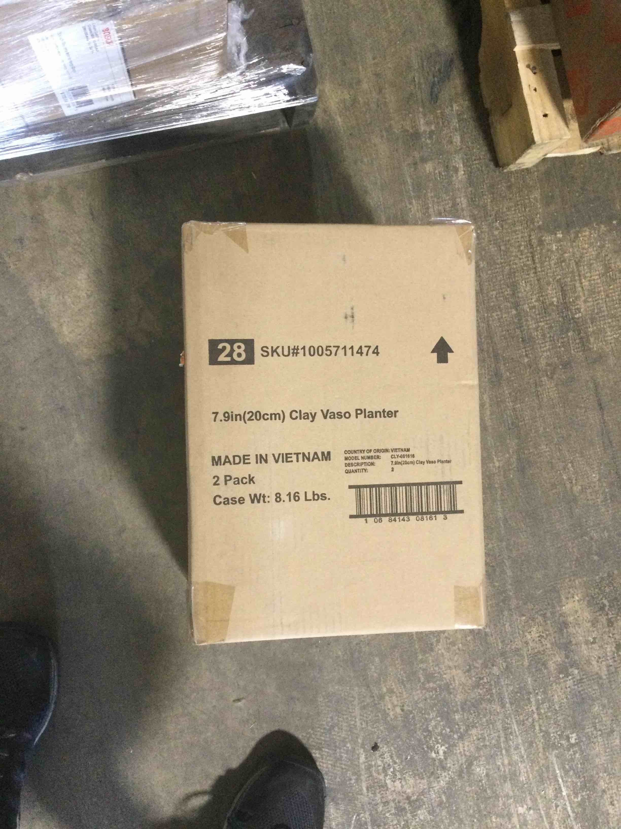 https://s3.amazonaws.com/lotting-images-prod/bidfta/RED3439936_1689098590559.jpeg