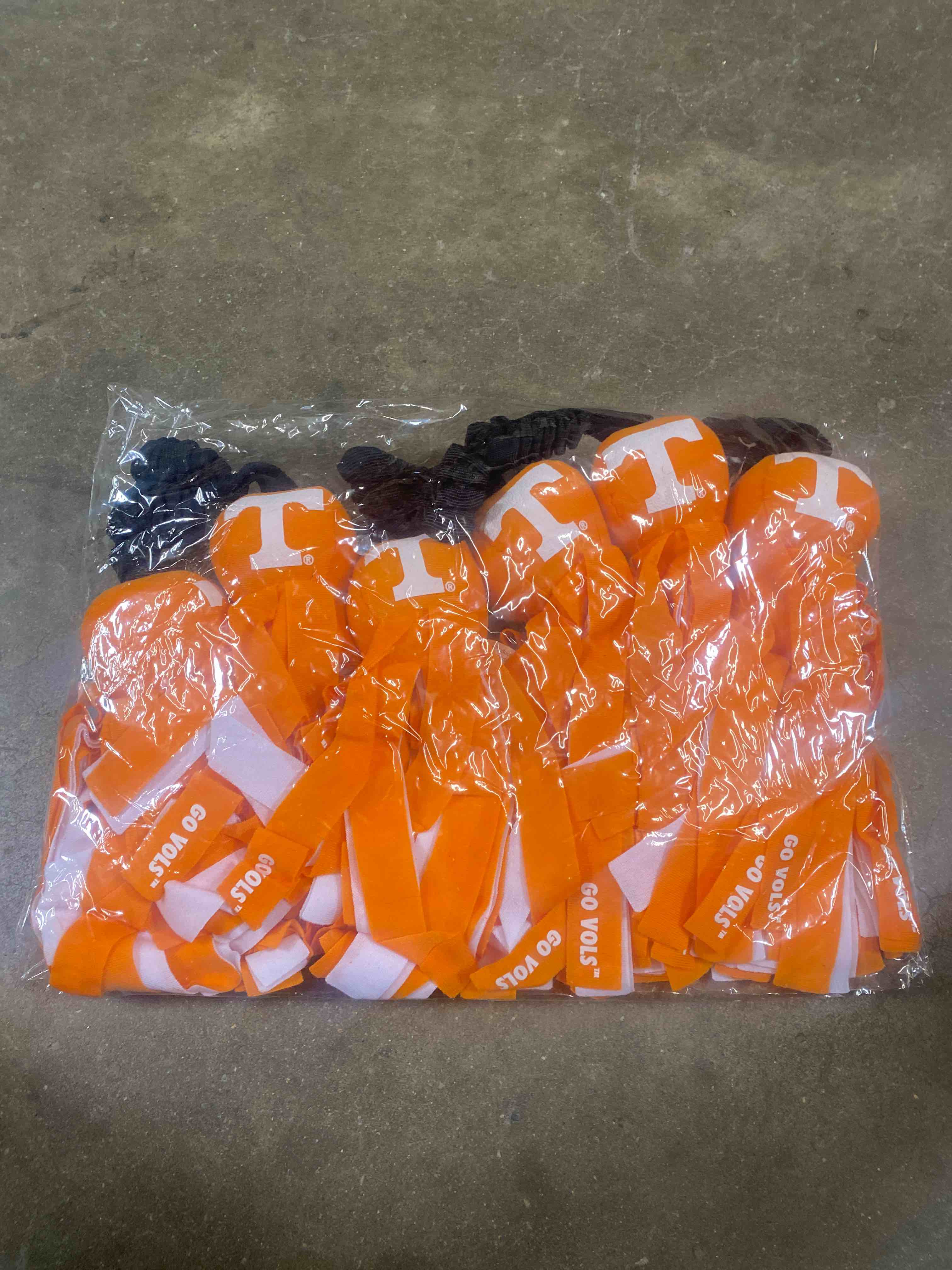 https://s3.amazonaws.com/lotting-images-prod/bidfta/RED3488960_1690475978588.jpeg