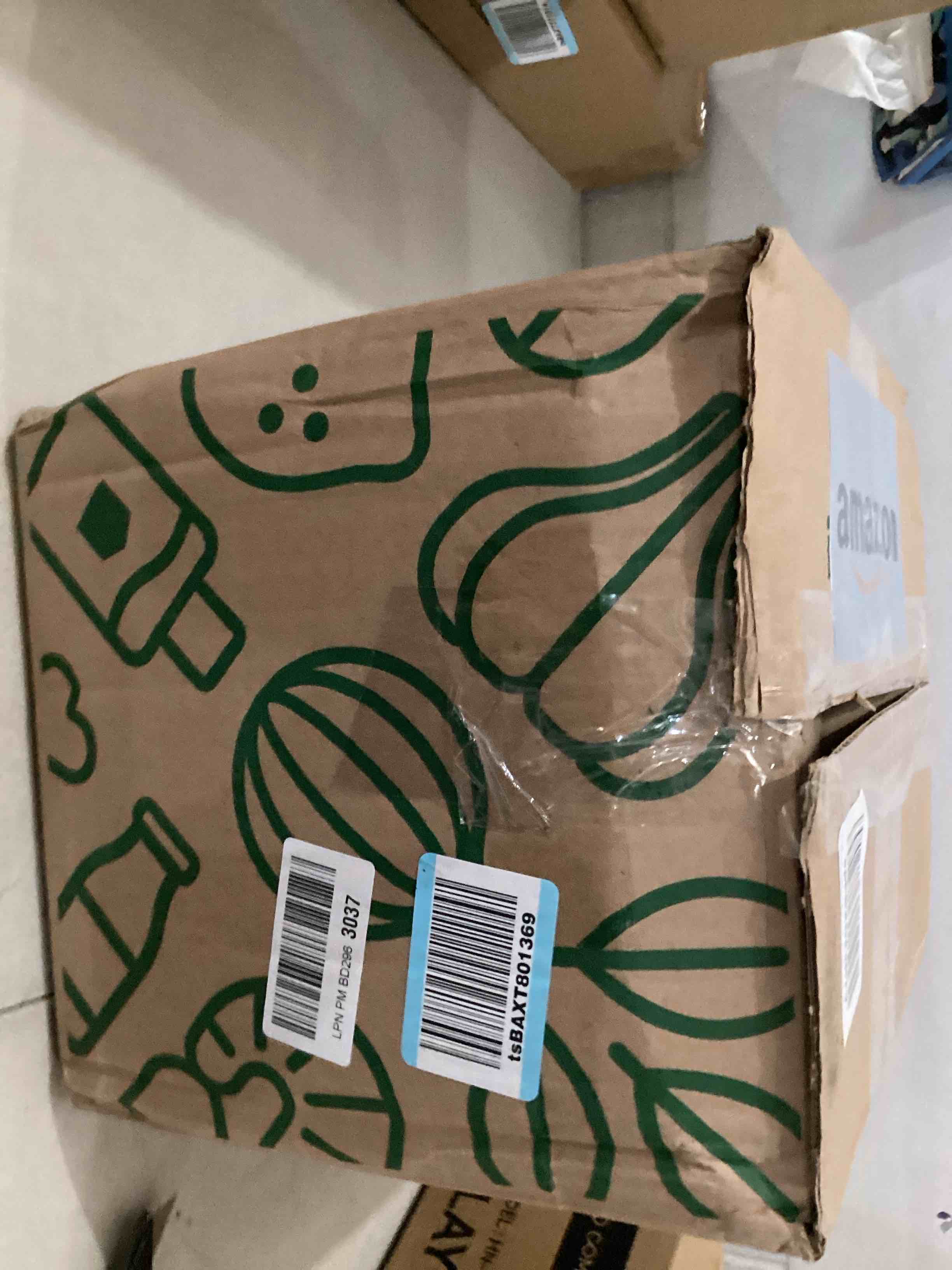https://s3.amazonaws.com/lotting-images-prod/bidfta/RED3561747_1730293257943.jpeg