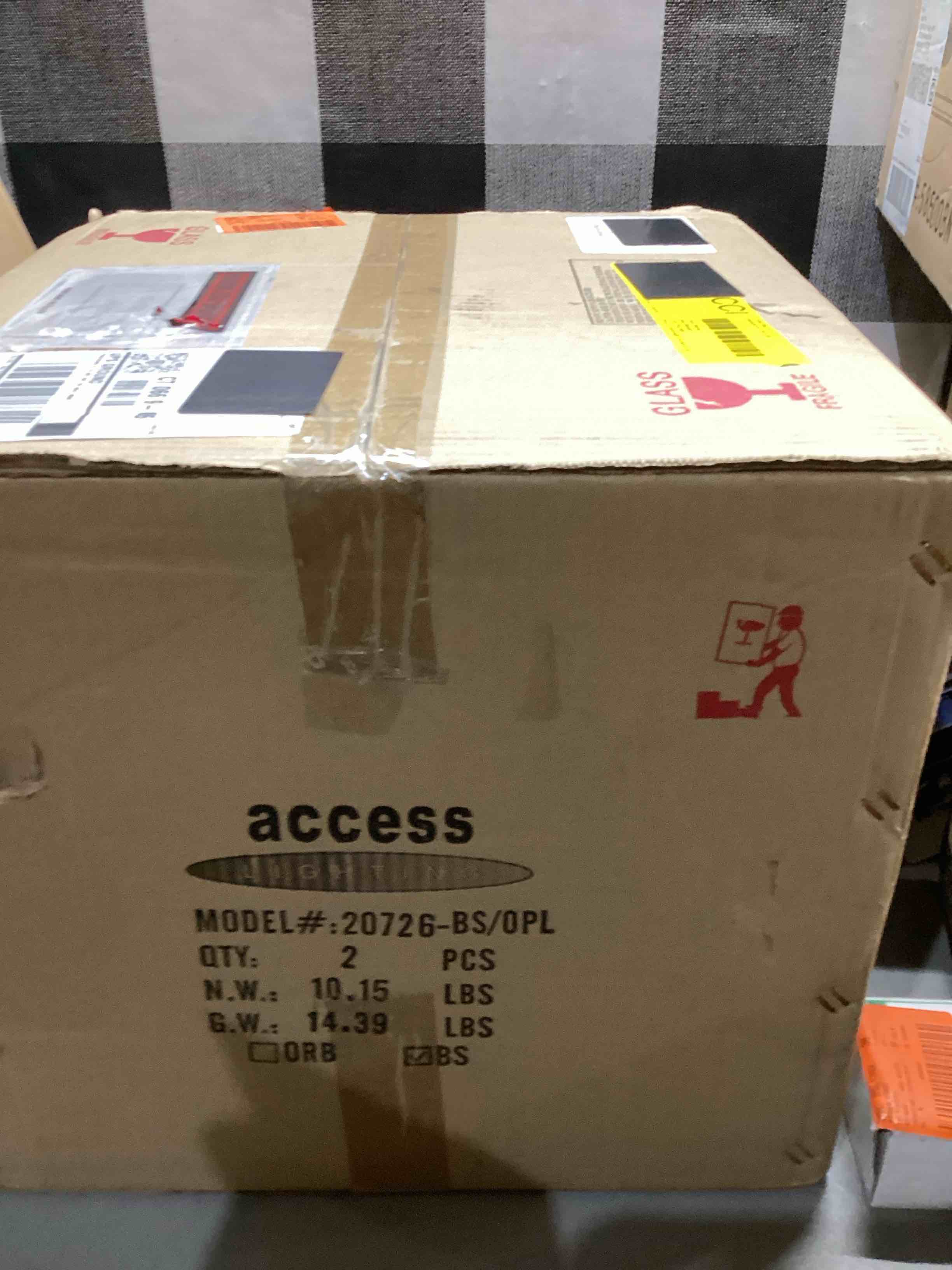 https://s3.amazonaws.com/lotting-images-prod/bidfta/RED3562973_1702911484576.jpeg