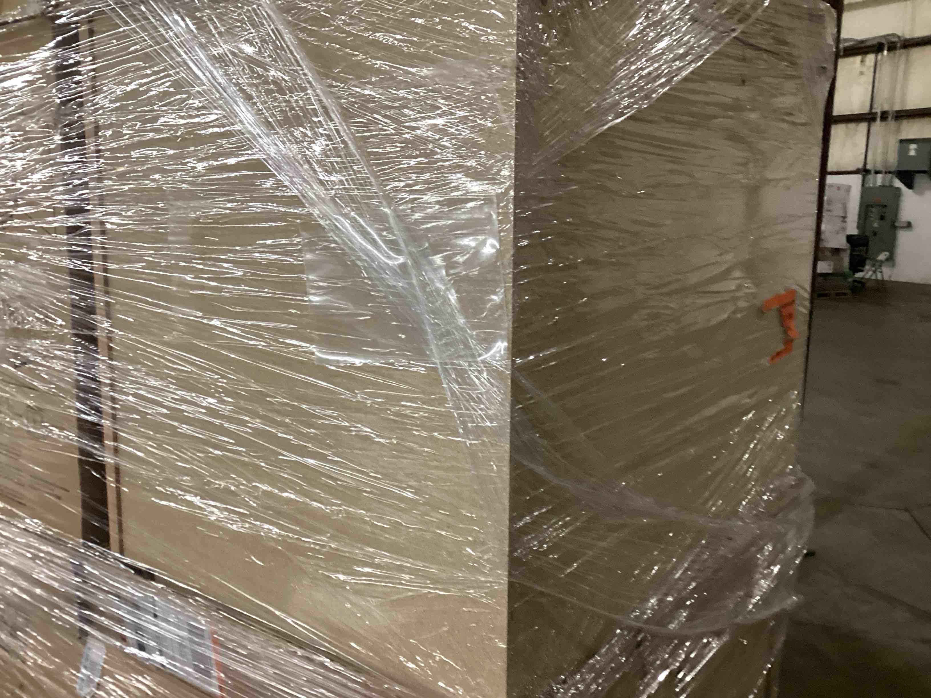 https://s3.amazonaws.com/lotting-images-prod/bidfta/RED3563418_1703172780525.jpeg