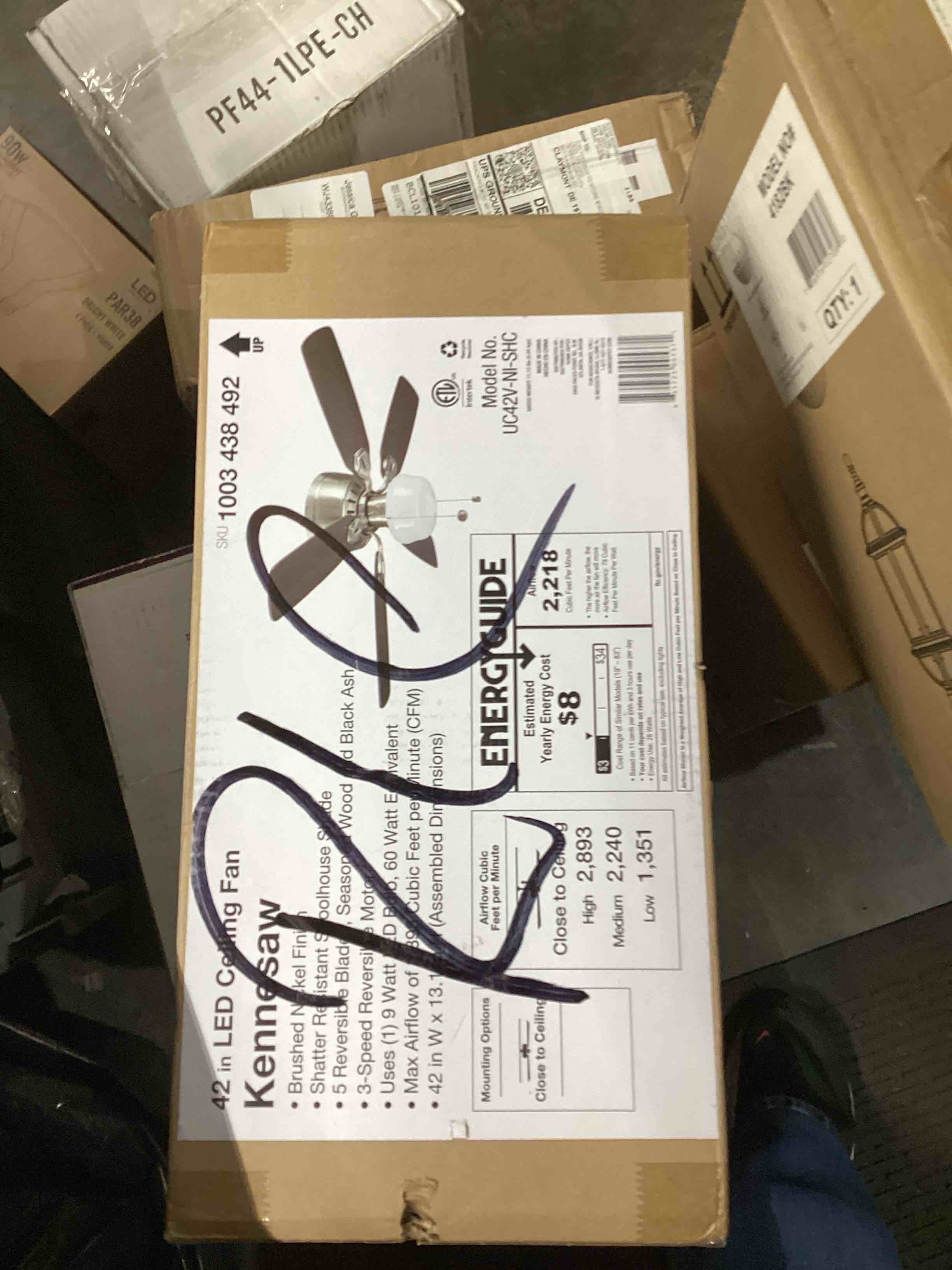 https://s3.amazonaws.com/lotting-images-prod/bidfta/RED3563687_1703259798419.jpeg
