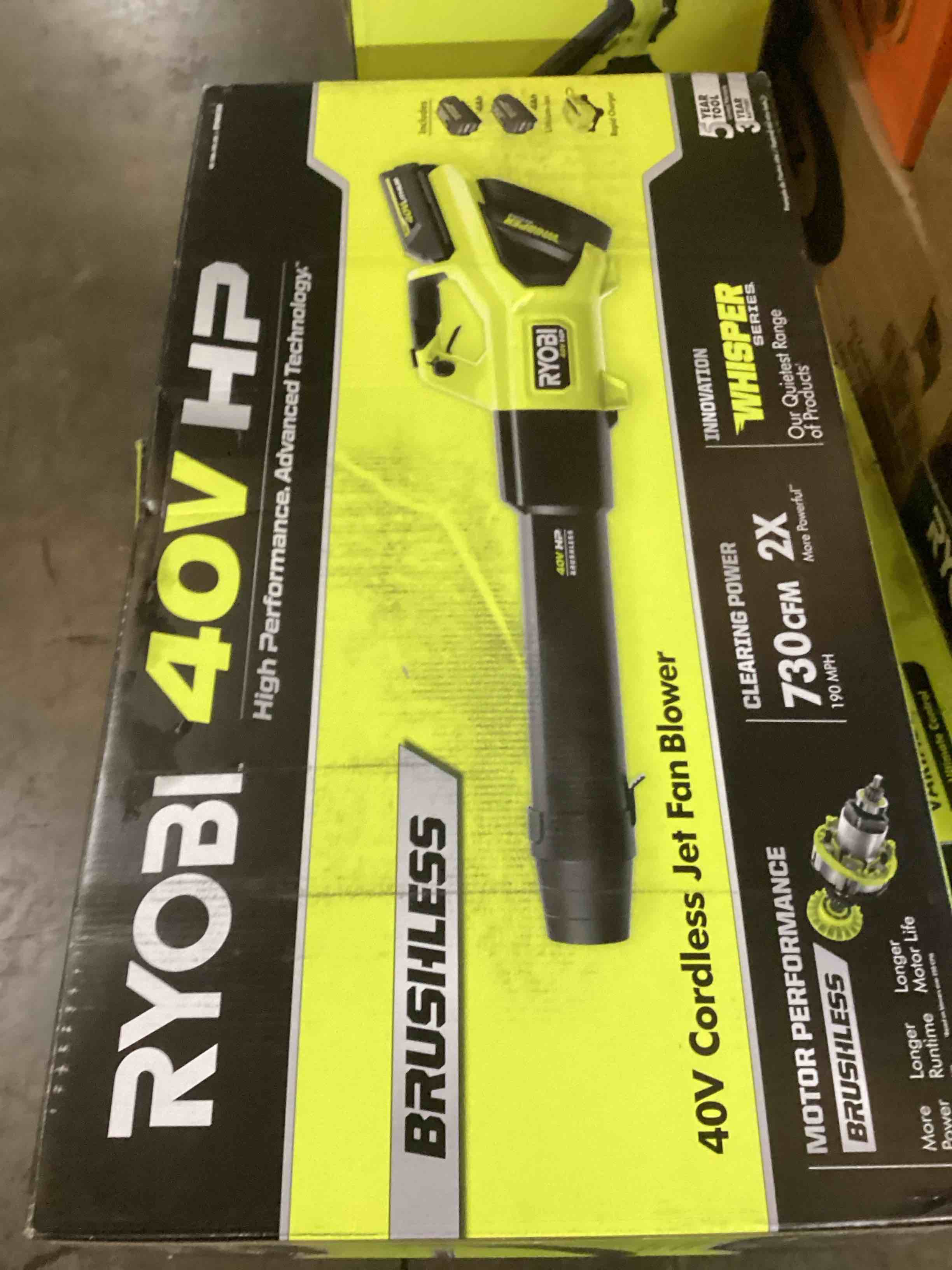 https://s3.amazonaws.com/lotting-images-prod/bidfta/RED3565379_1702657409160.jpeg