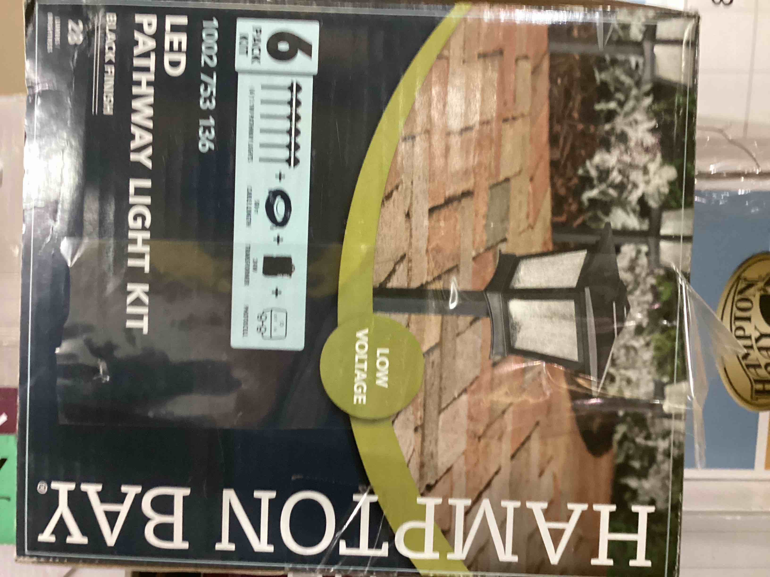 https://s3.amazonaws.com/lotting-images-prod/bidfta/RED3565872_1703183580938.jpeg
