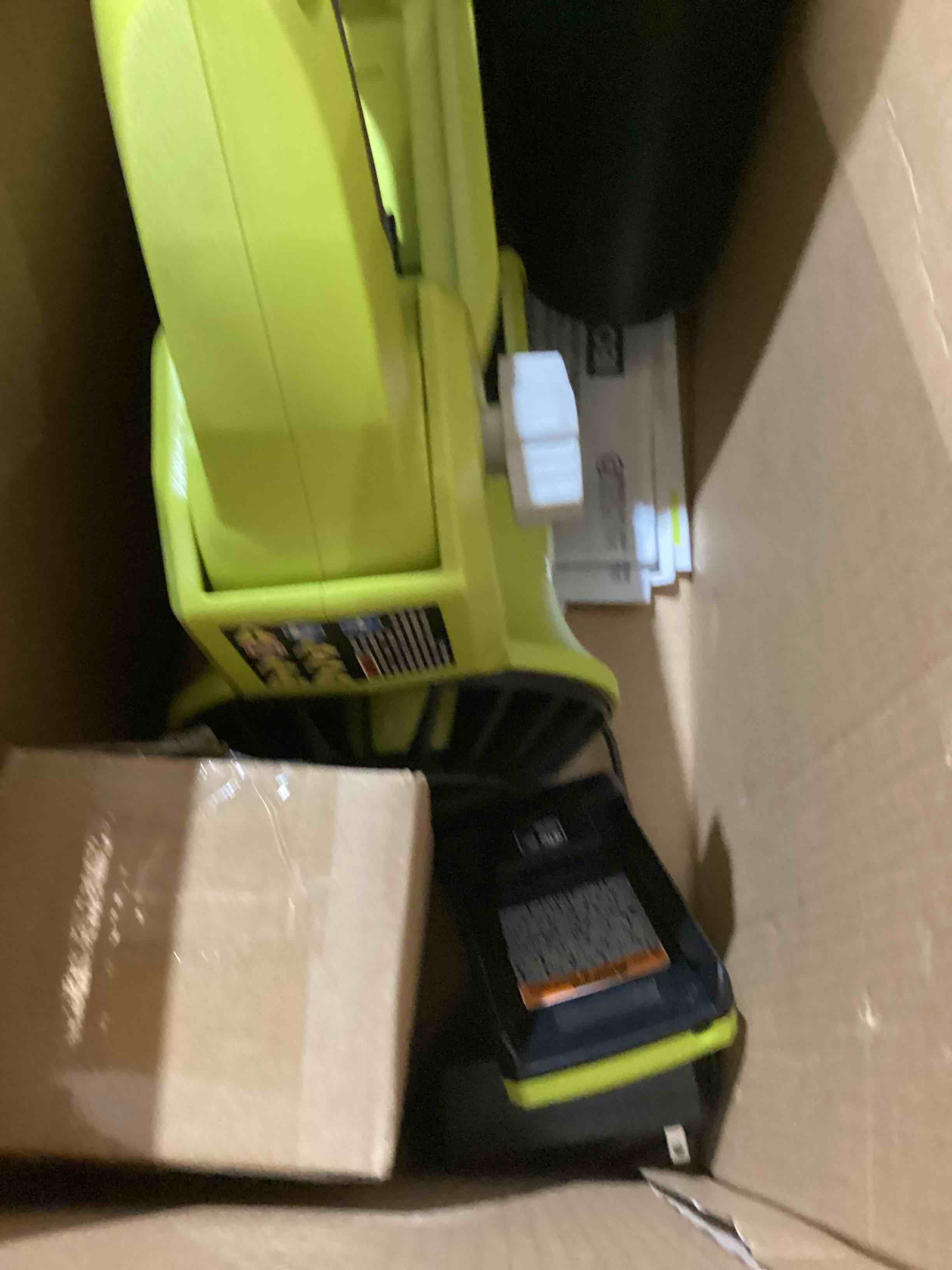 https://s3.amazonaws.com/lotting-images-prod/bidfta/RED3566586_1700858768238.jpeg