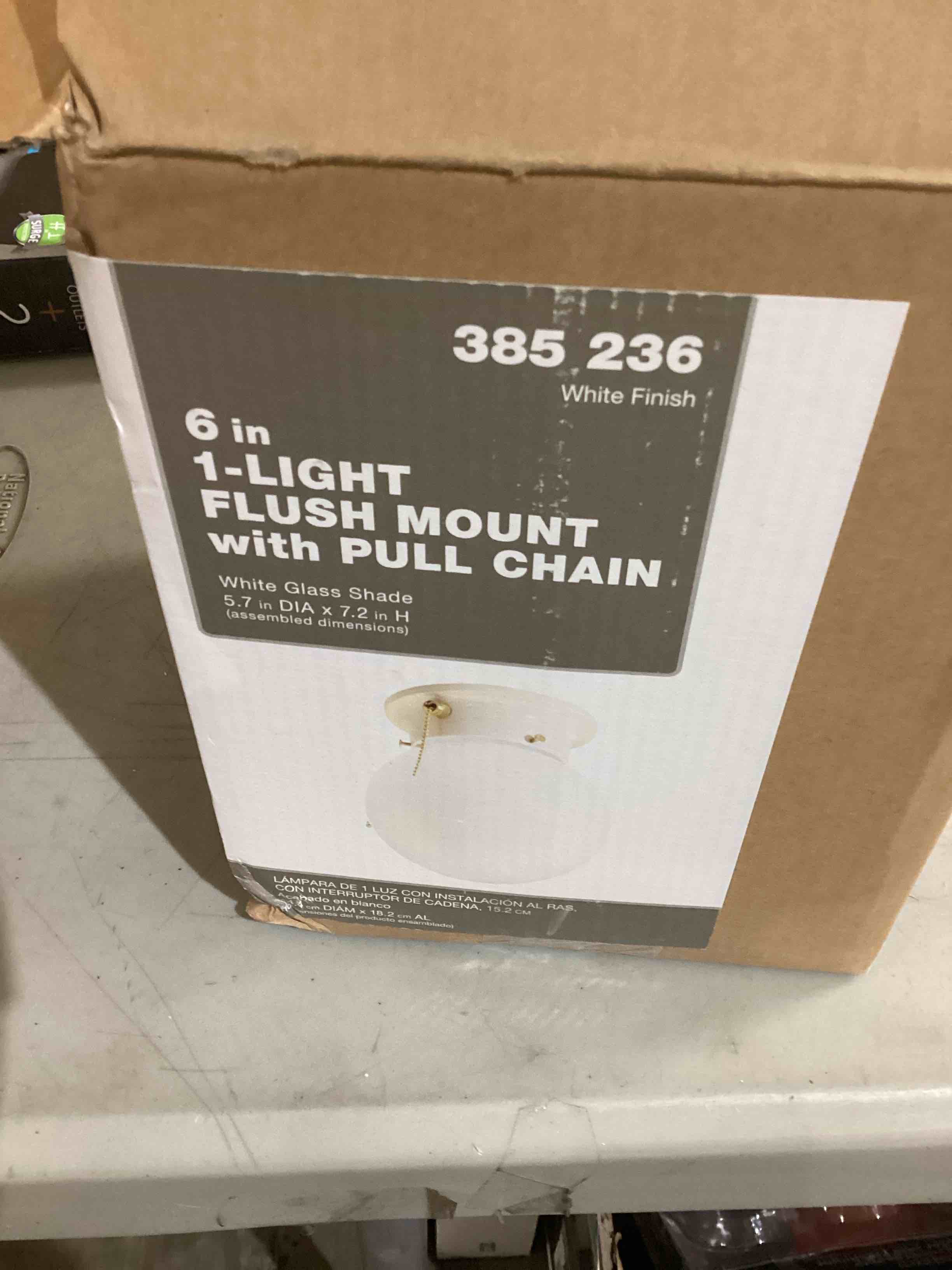 https://s3.amazonaws.com/lotting-images-prod/bidfta/RED3567148_1701707604102.jpeg