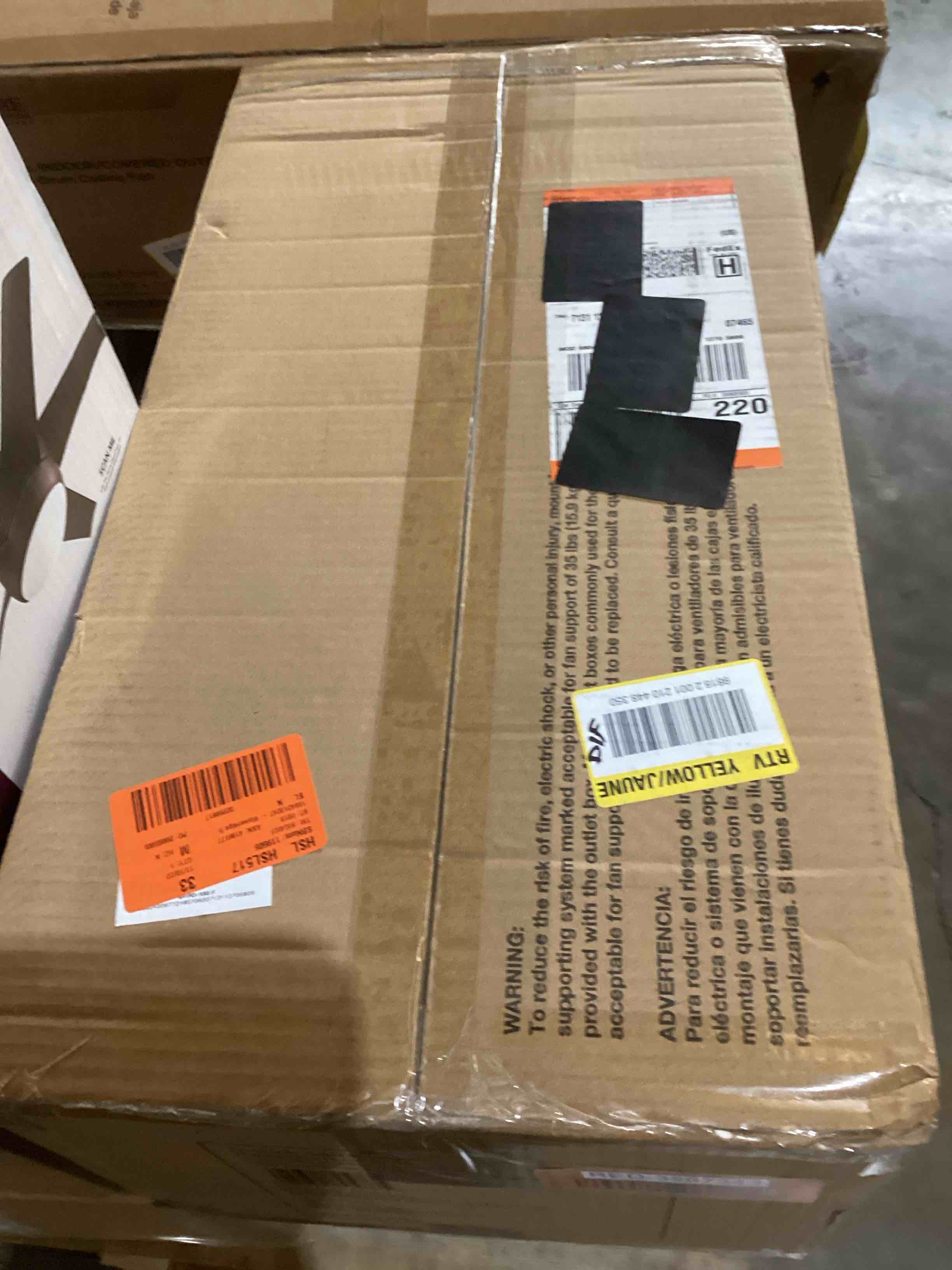 https://s3.amazonaws.com/lotting-images-prod/bidfta/RED3567343_1701891998584.jpeg