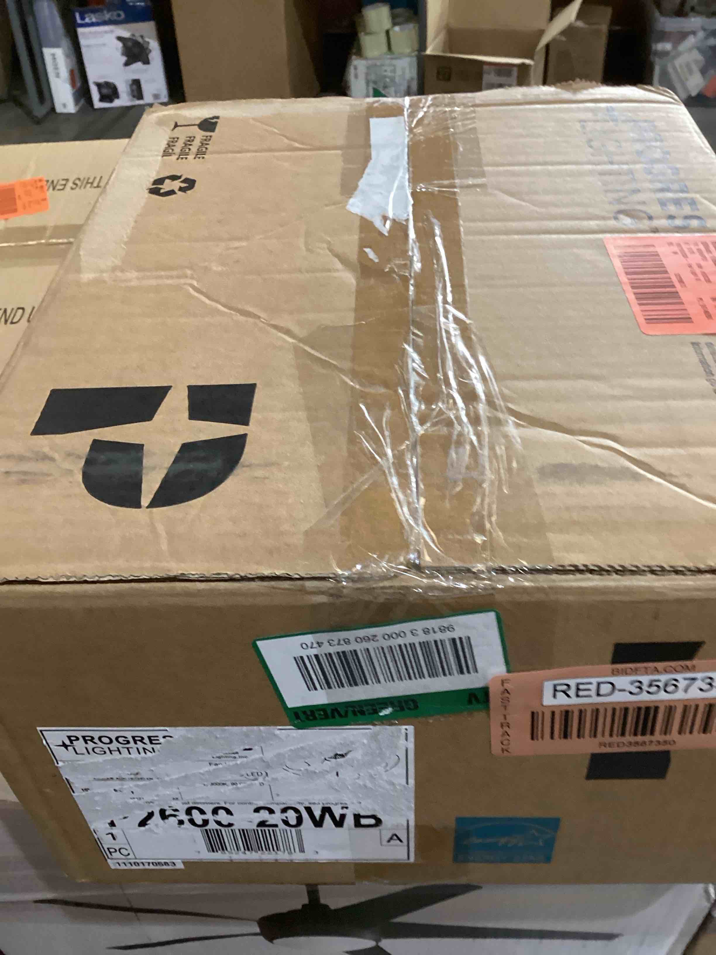 https://s3.amazonaws.com/lotting-images-prod/bidfta/RED3567350_1701892150957.jpeg