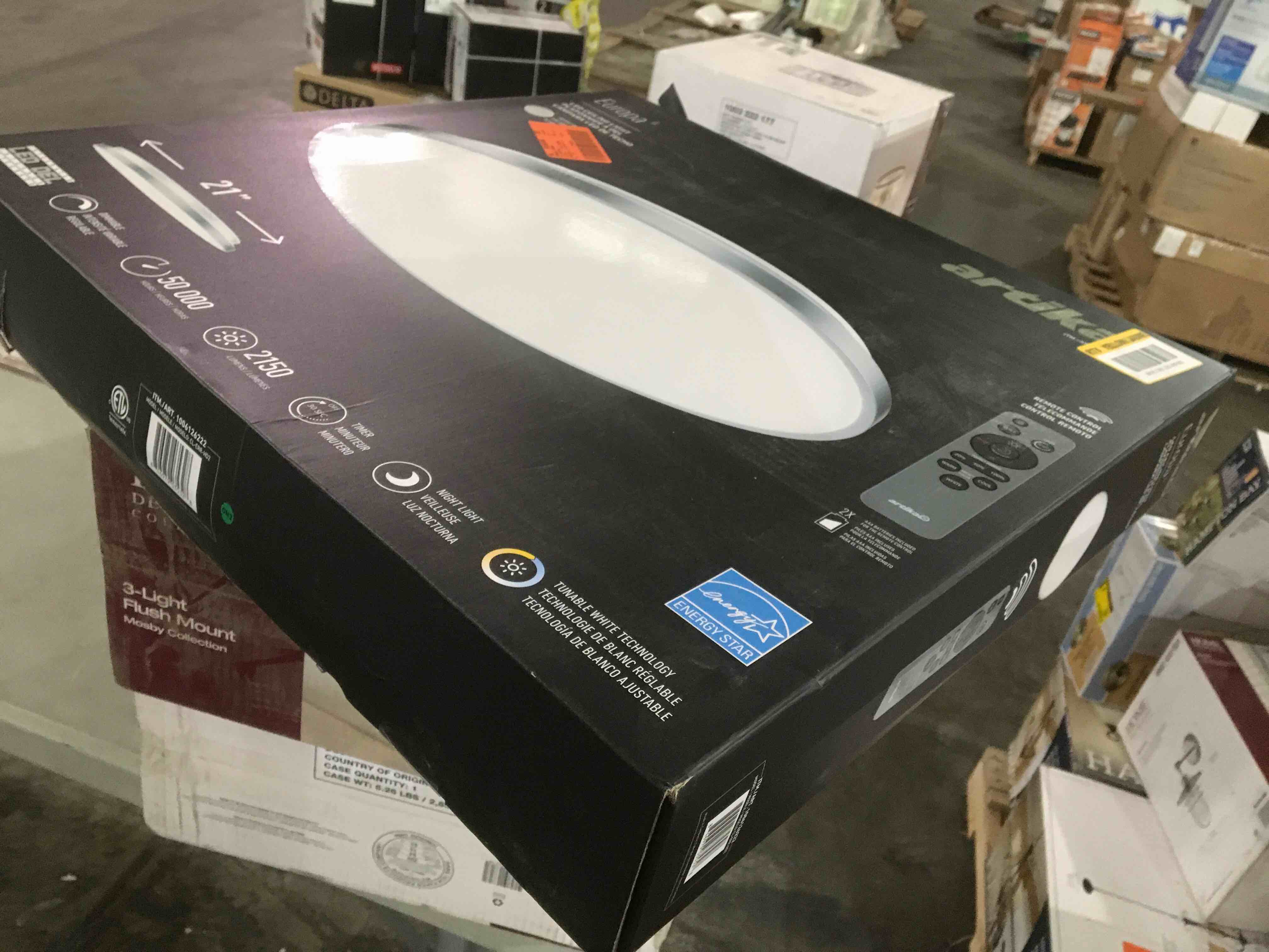 https://s3.amazonaws.com/lotting-images-prod/bidfta/RED3568319_1707142257376.jpeg