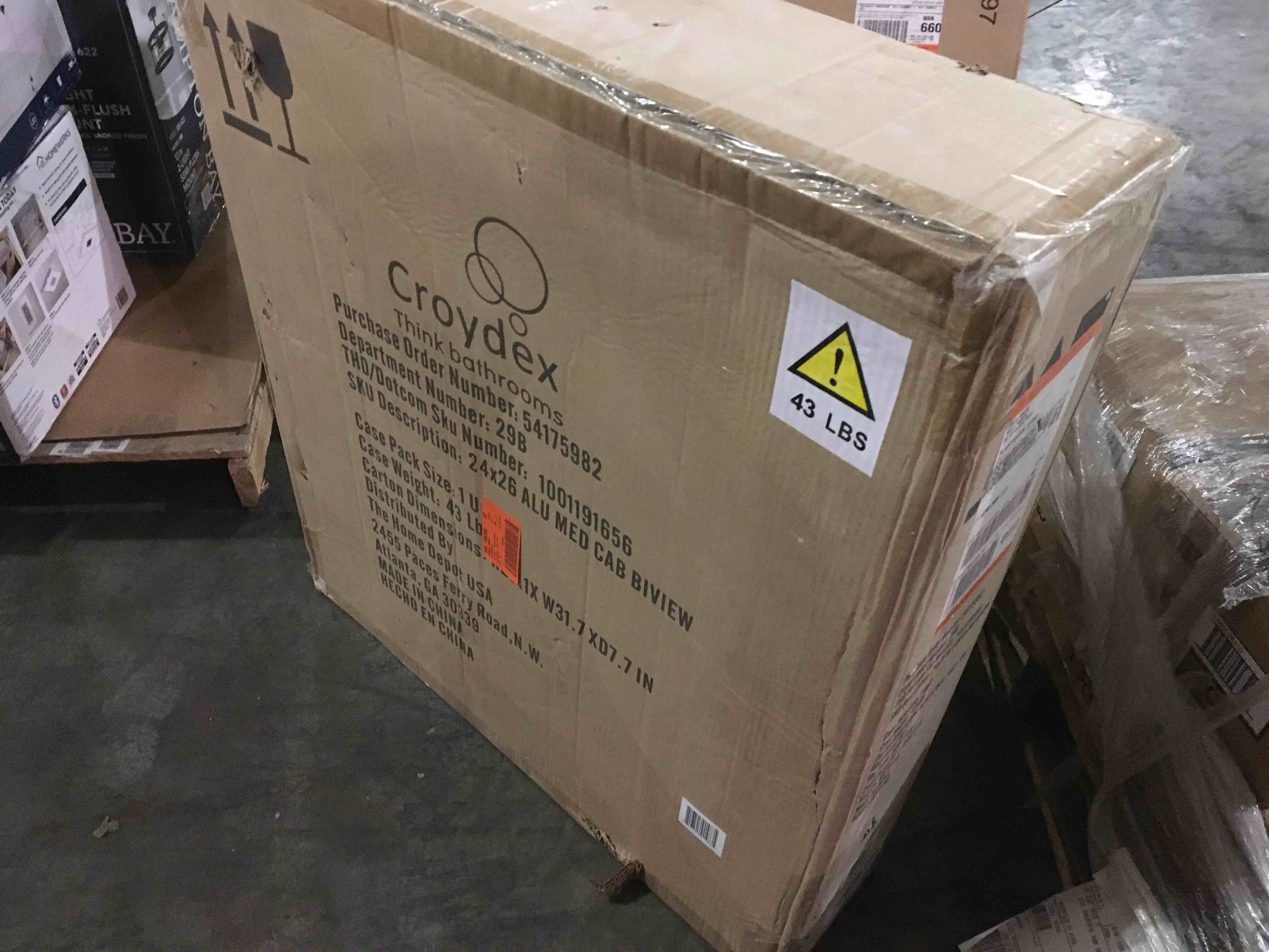 https://s3.amazonaws.com/lotting-images-prod/bidfta/RED3568498_1707308869862.jpeg