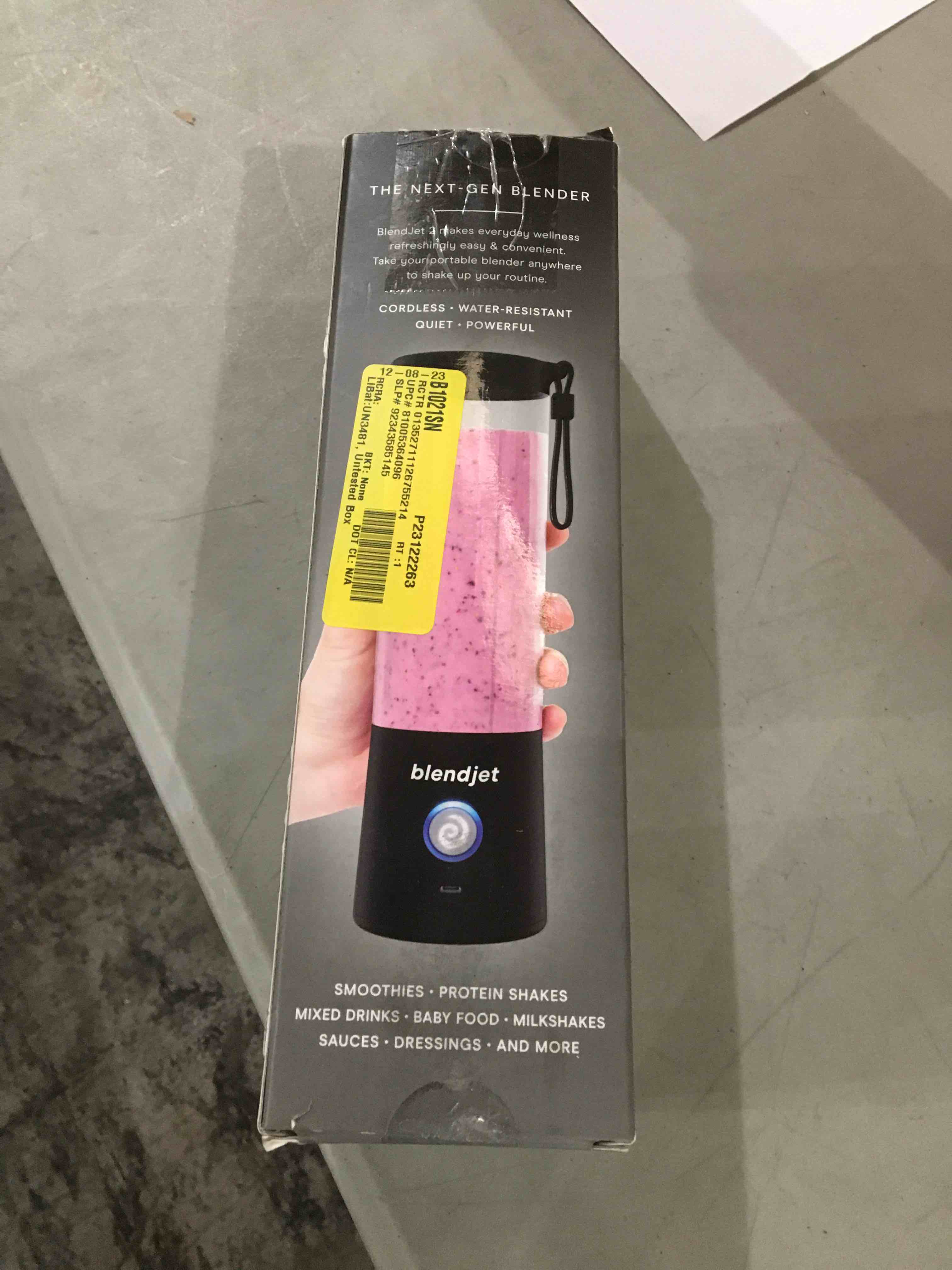 https://s3.amazonaws.com/lotting-images-prod/bidfta/RED3568555_1707402083728.jpeg