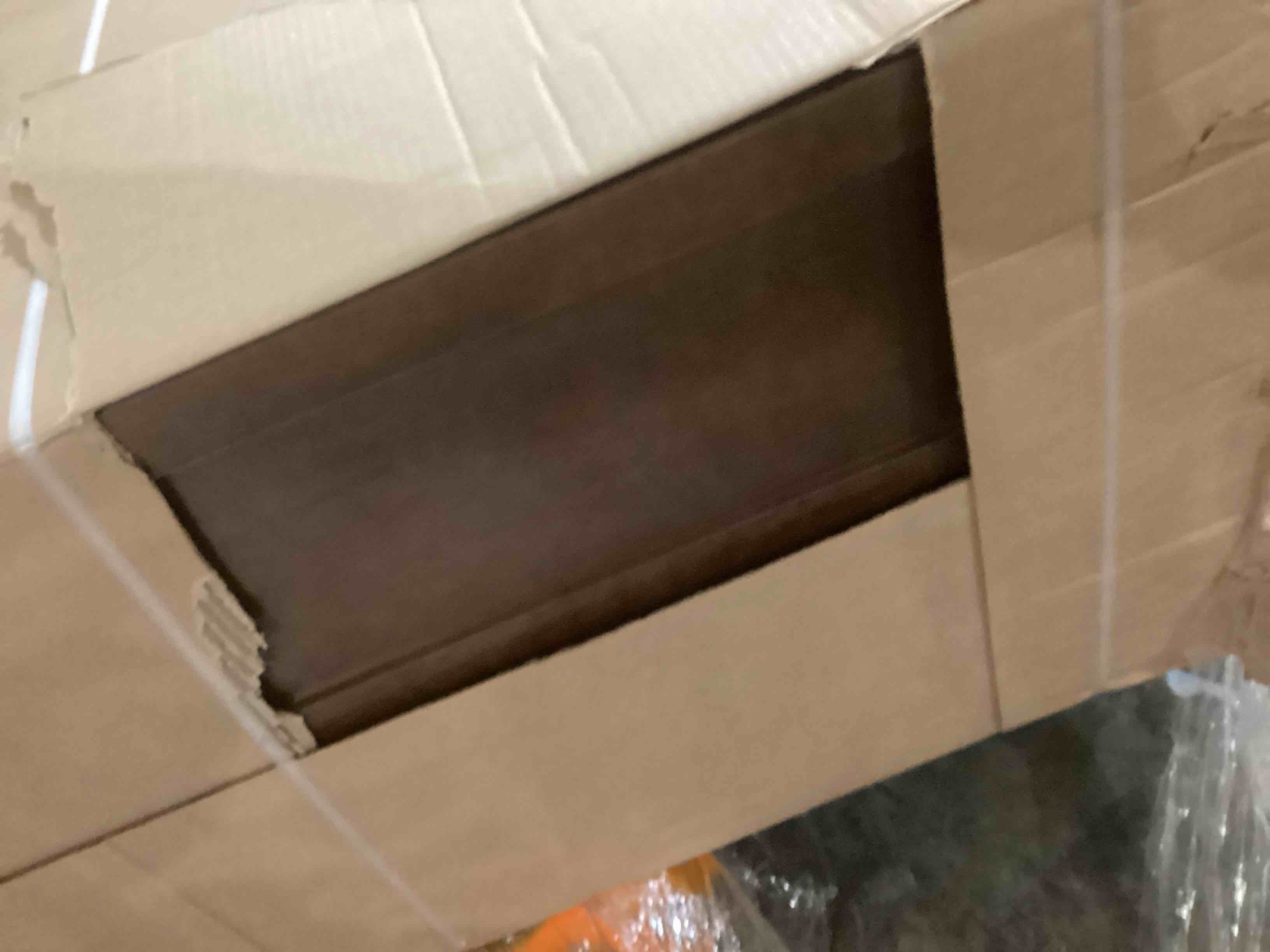 https://s3.amazonaws.com/lotting-images-prod/bidfta/RED3569536_1708350014960.jpeg