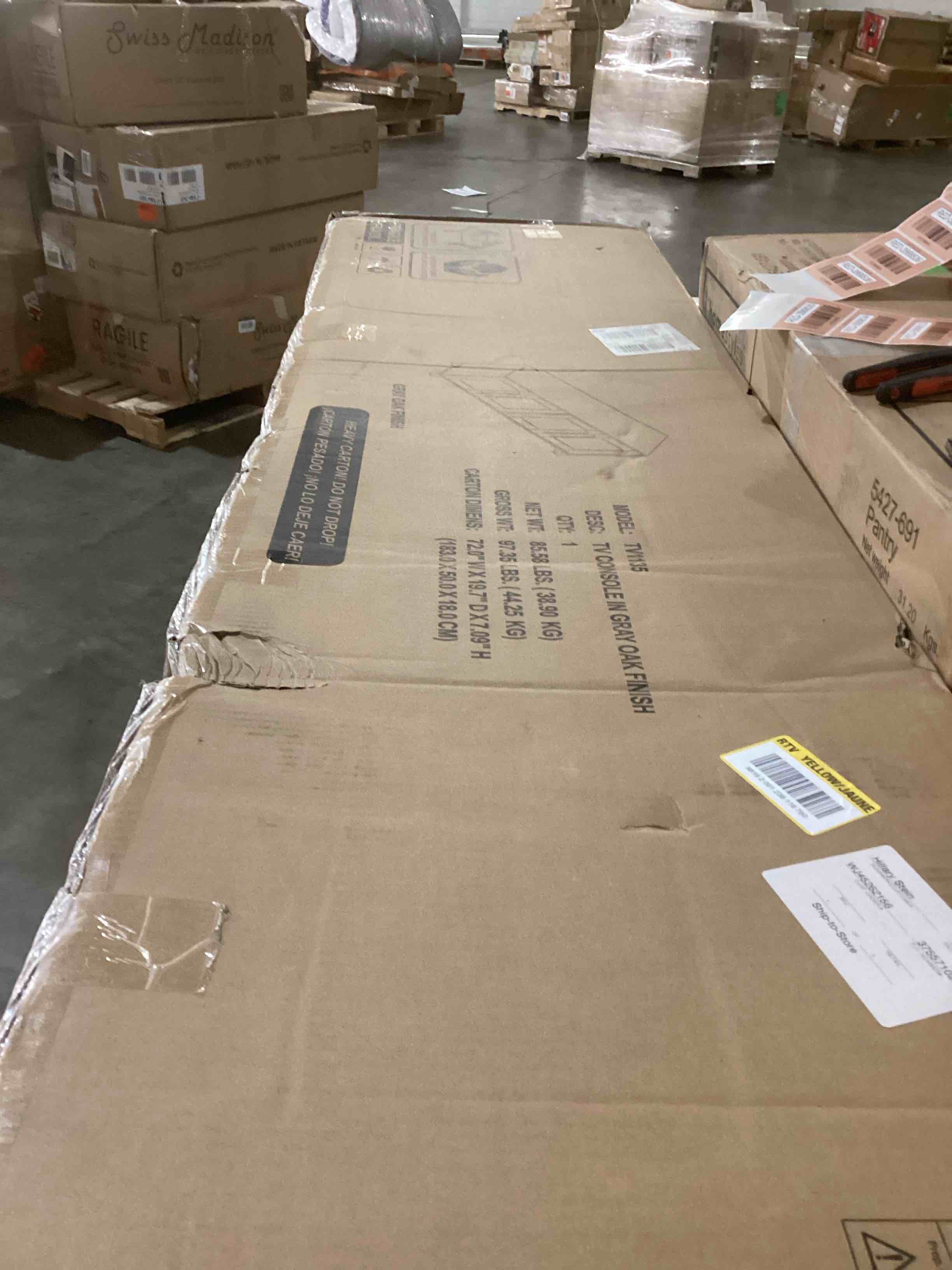 https://s3.amazonaws.com/lotting-images-prod/bidfta/RED3569537_1708350329473.jpeg