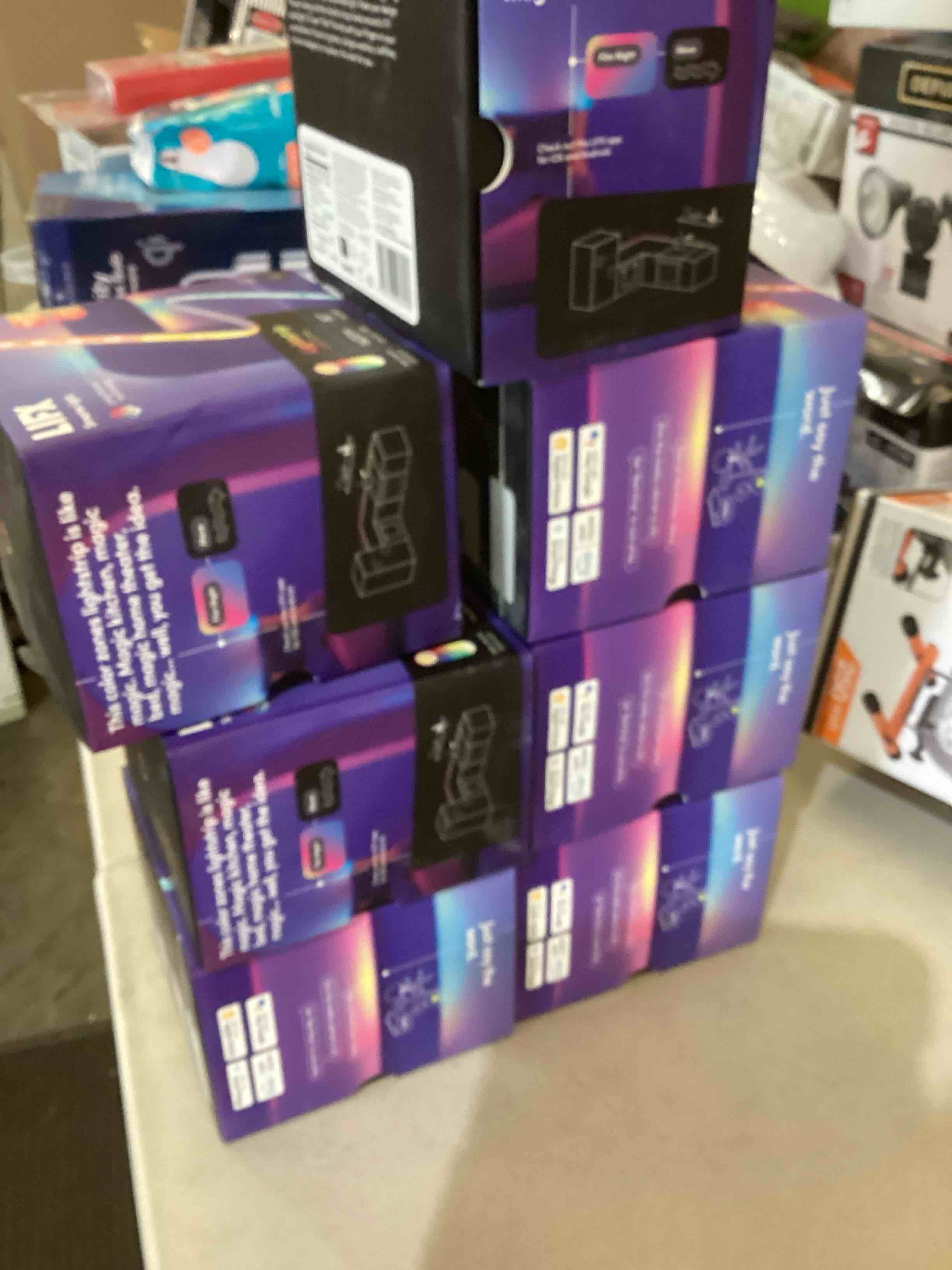 https://s3.amazonaws.com/lotting-images-prod/bidfta/RED3569663_1708453302241.jpeg