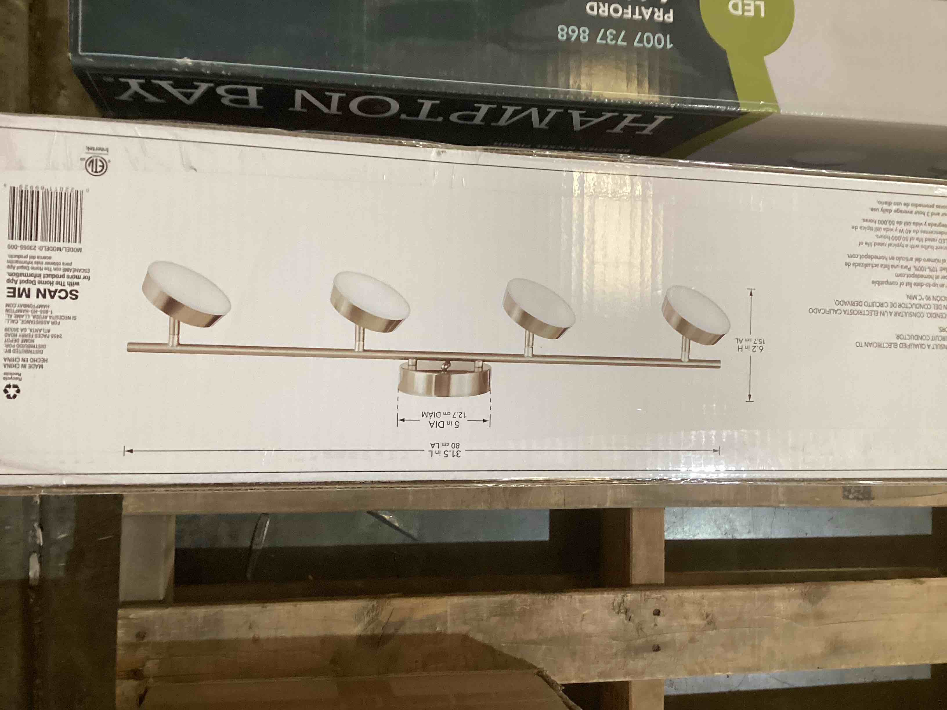 https://s3.amazonaws.com/lotting-images-prod/bidfta/RED3570175_1708706737161.jpeg