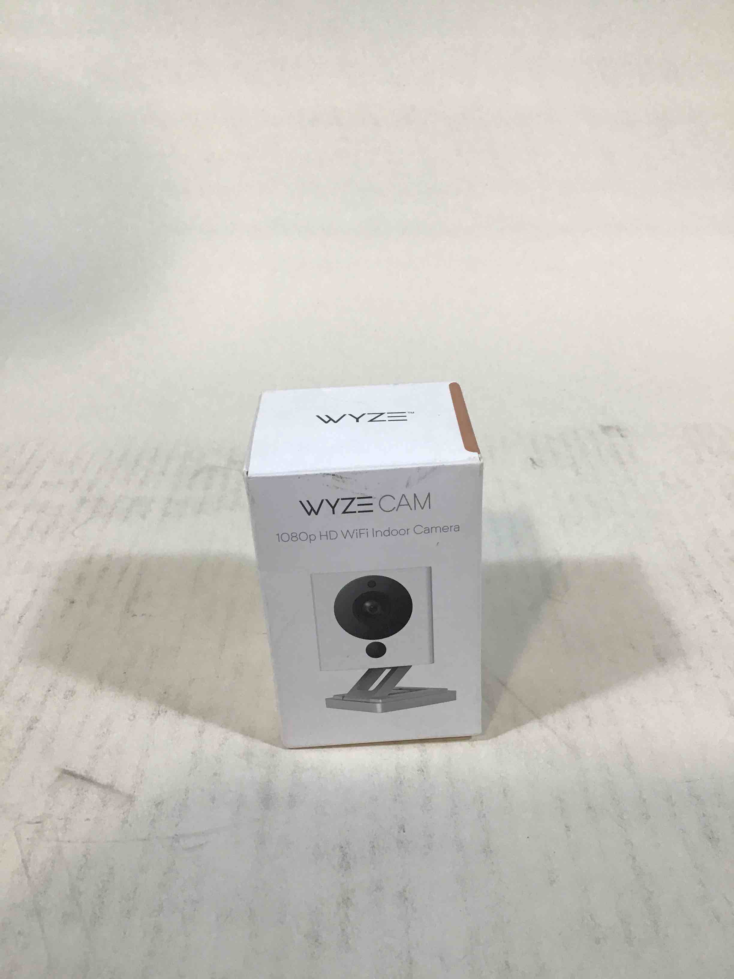 https://s3.amazonaws.com/lotting-images-prod/bidfta/RED3584833_1745353198373.jpeg