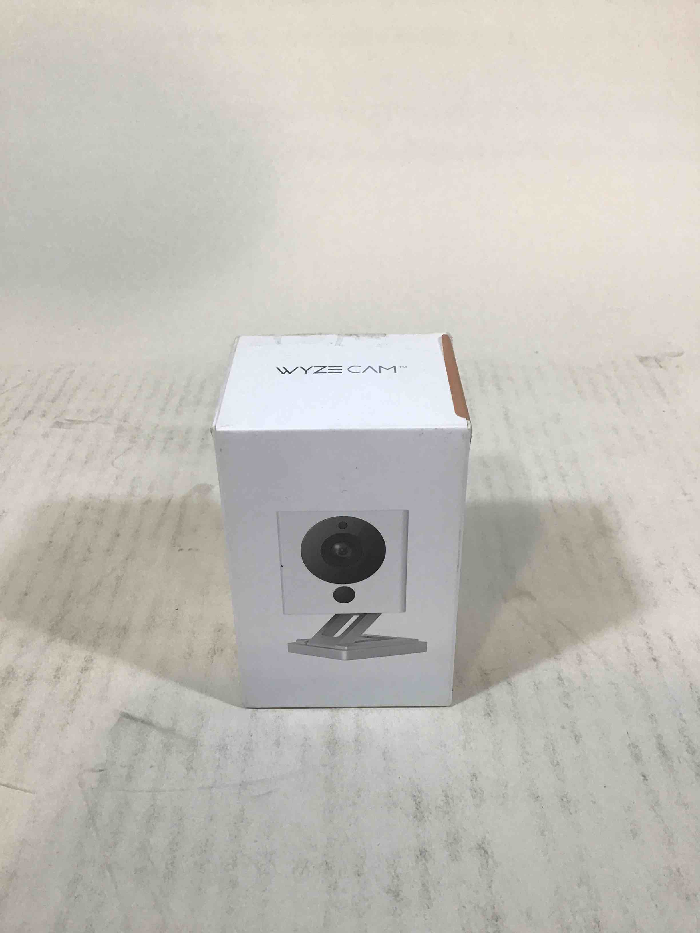 https://s3.amazonaws.com/lotting-images-prod/bidfta/RED3584901_1745954695972.jpeg