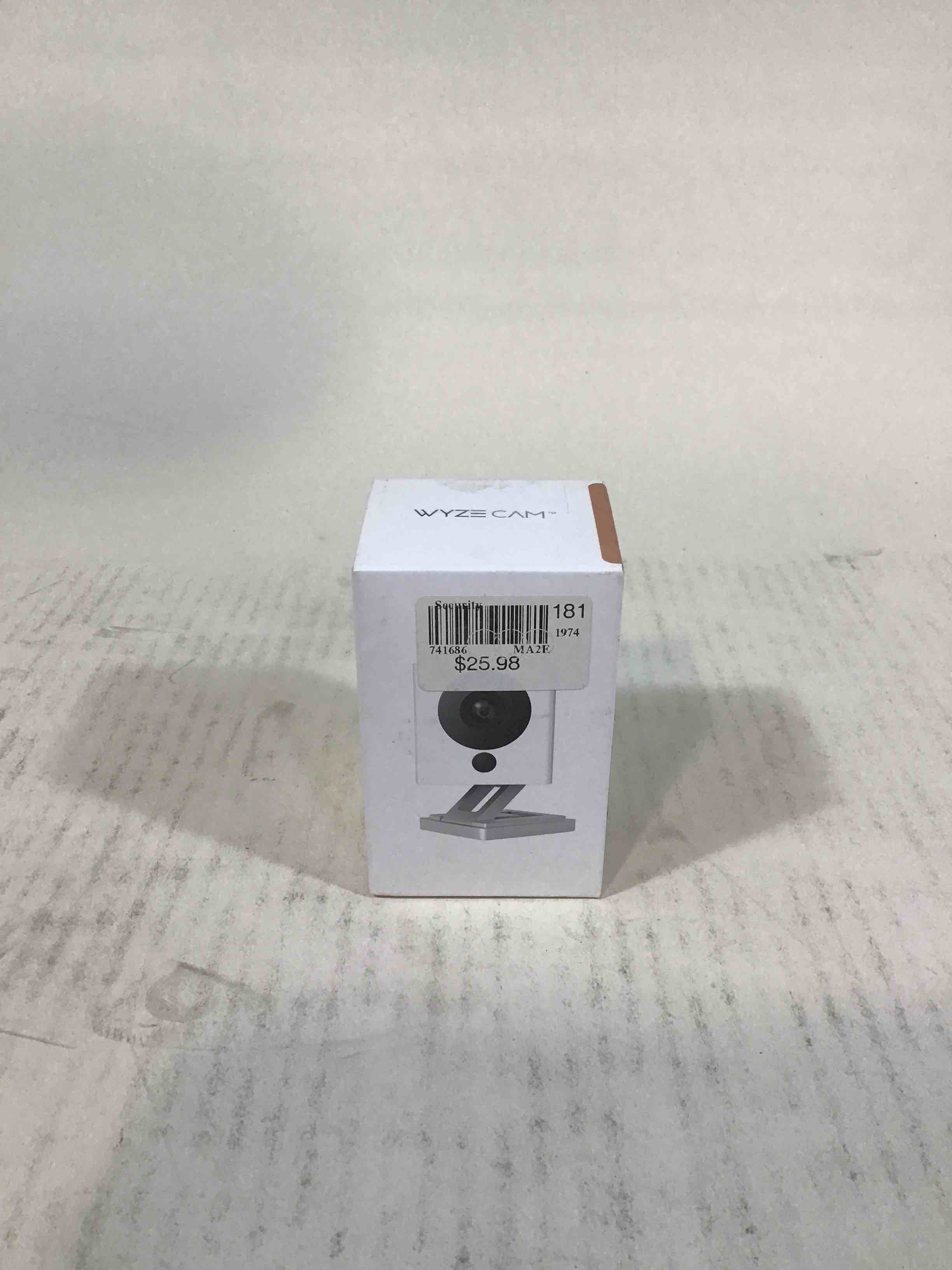 https://s3.amazonaws.com/lotting-images-prod/bidfta/RED3585067_1746126759702.jpeg