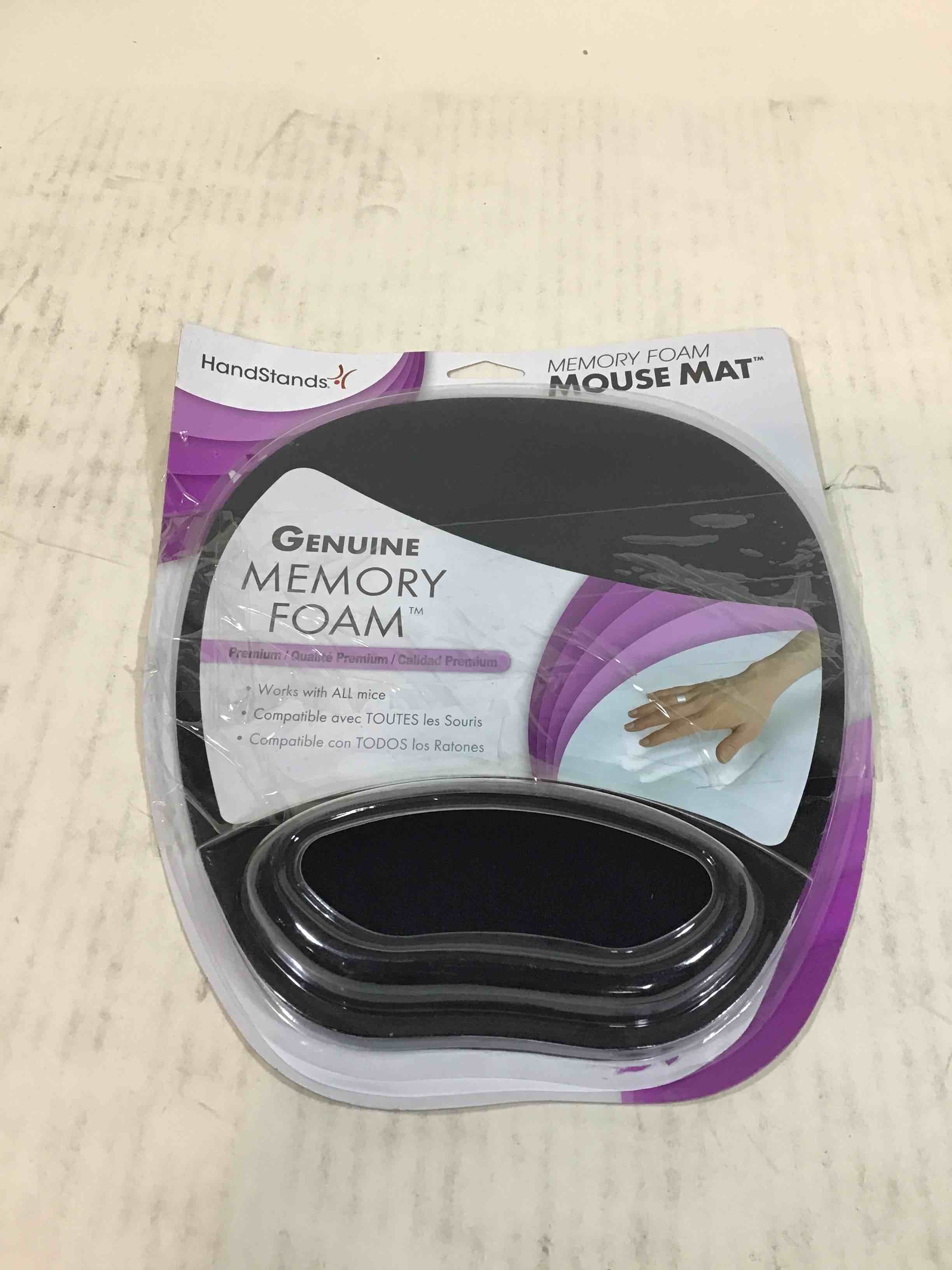 https://s3.amazonaws.com/lotting-images-prod/bidfta/RED3585328_1748032016442.jpeg