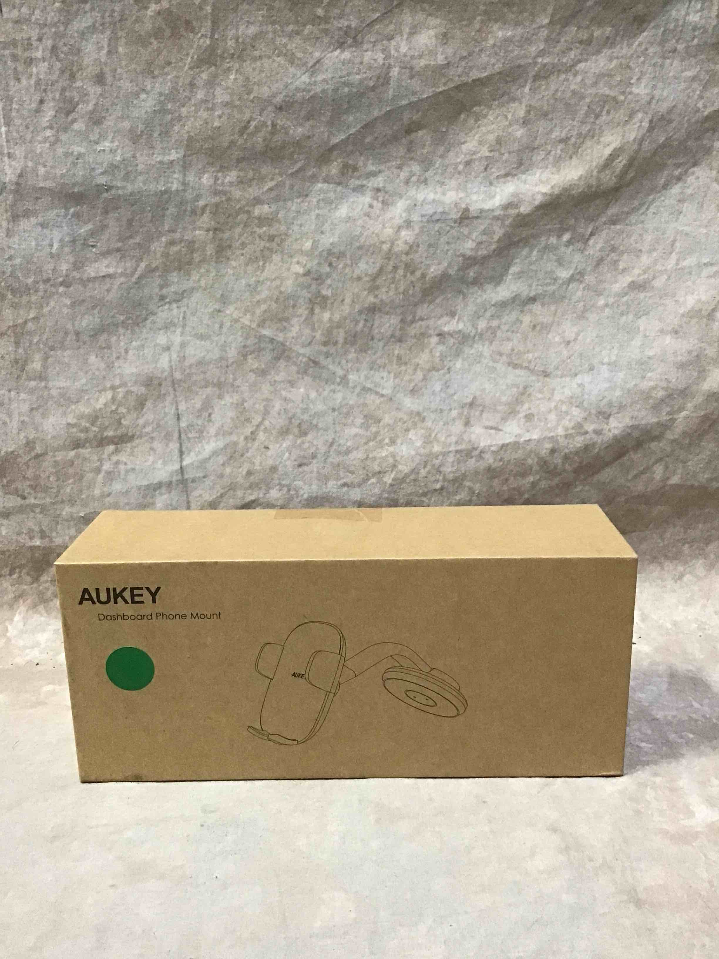 Aukey Dashboard Phone Mount 