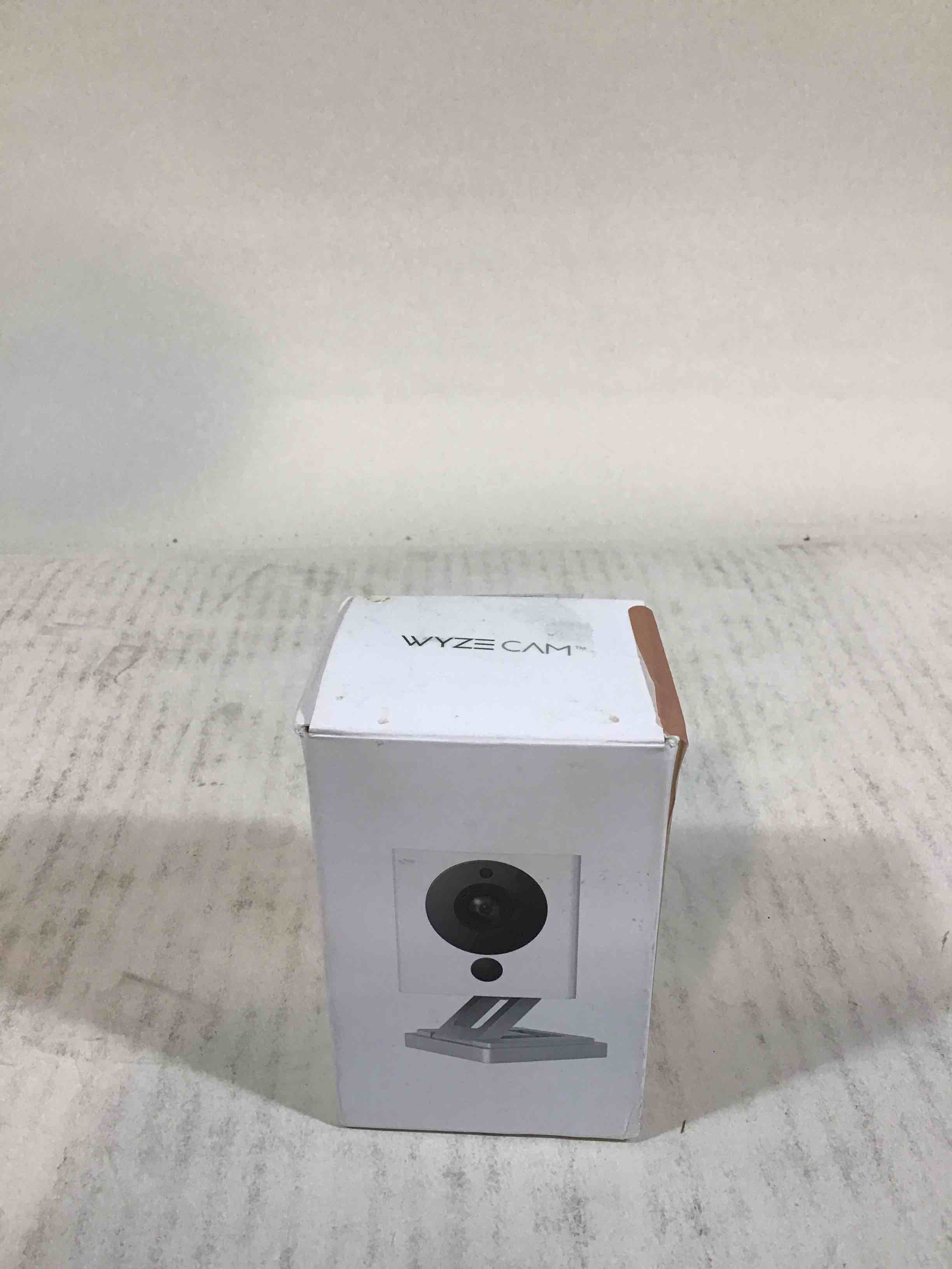 https://s3.amazonaws.com/lotting-images-prod/bidfta/RED3585618_1748893127657.jpeg