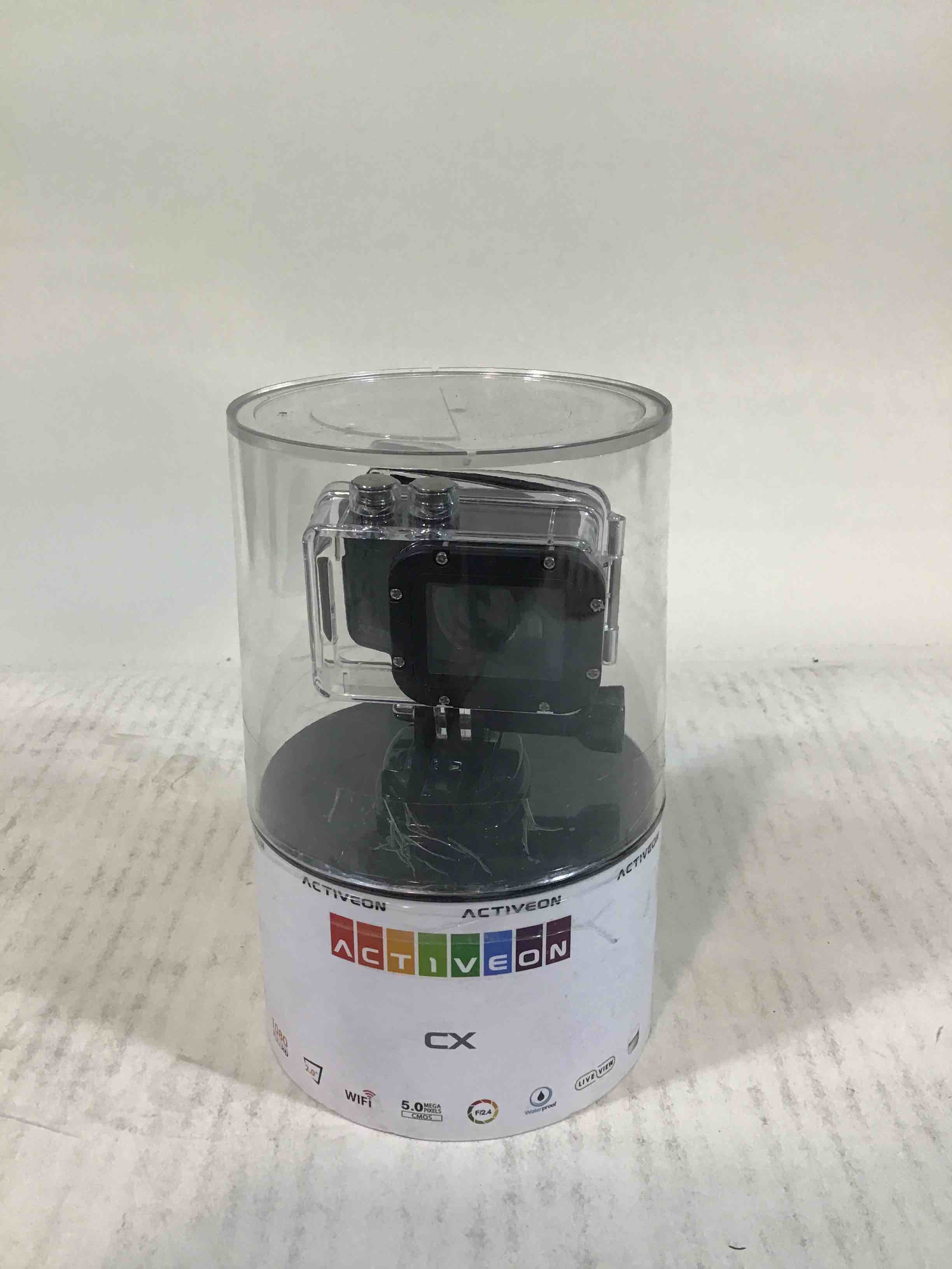 https://s3.amazonaws.com/lotting-images-prod/bidfta/RED3585623_1748893345890.jpeg