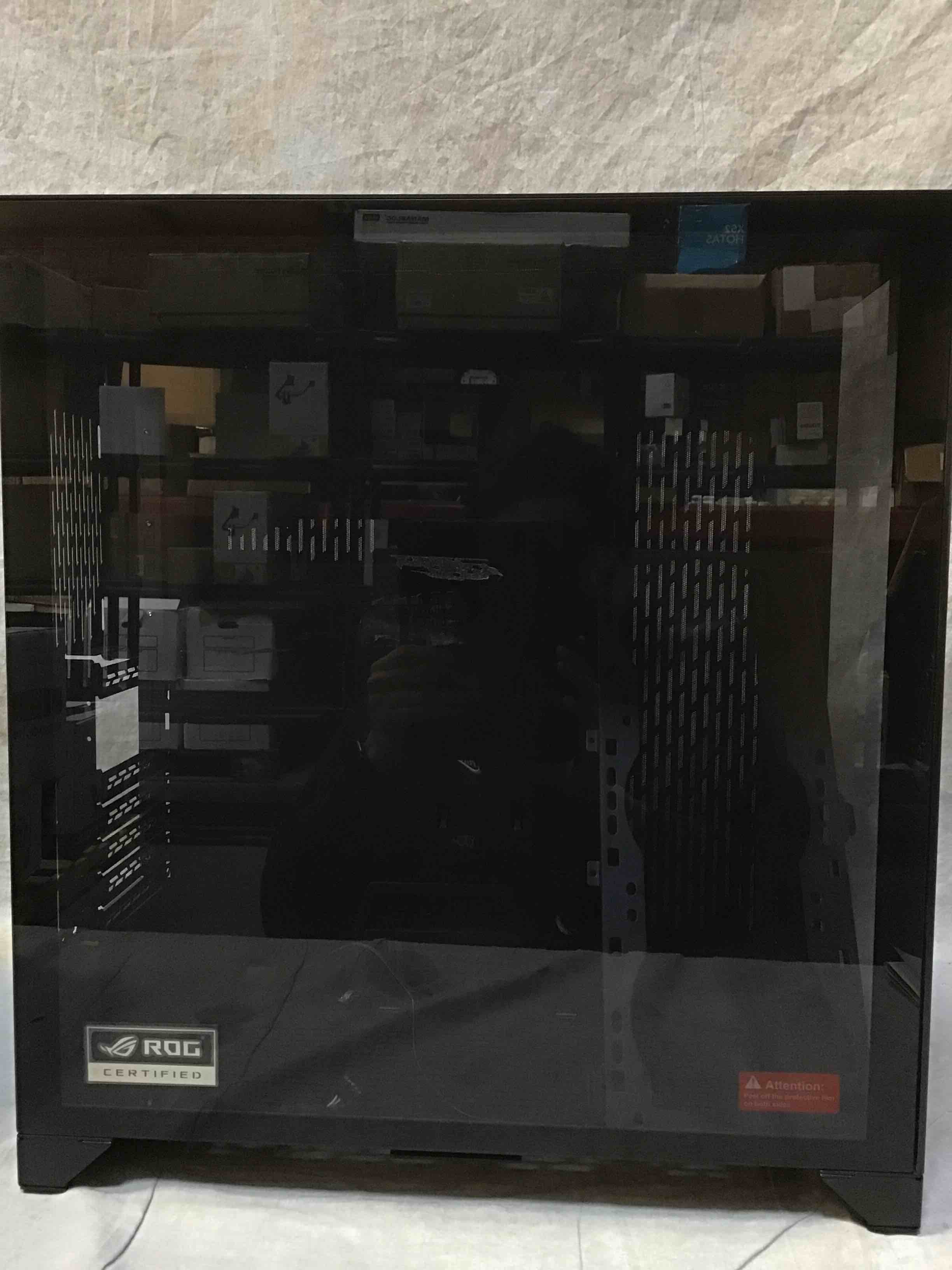 https://s3.amazonaws.com/lotting-images-prod/bidfta/RED3585721_1748978531346.jpeg