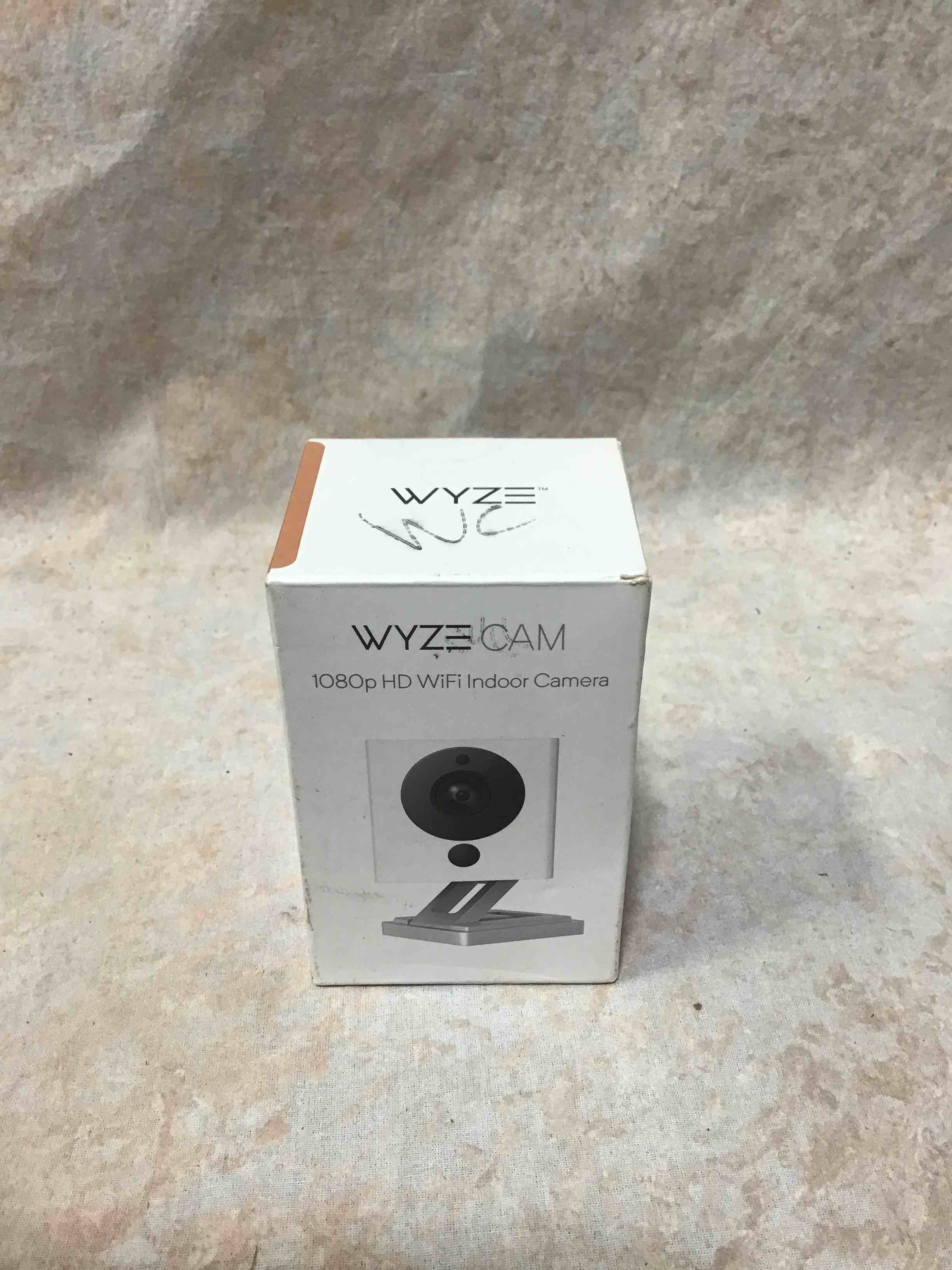 https://s3.amazonaws.com/lotting-images-prod/bidfta/RED3585901_1754424408033.jpeg