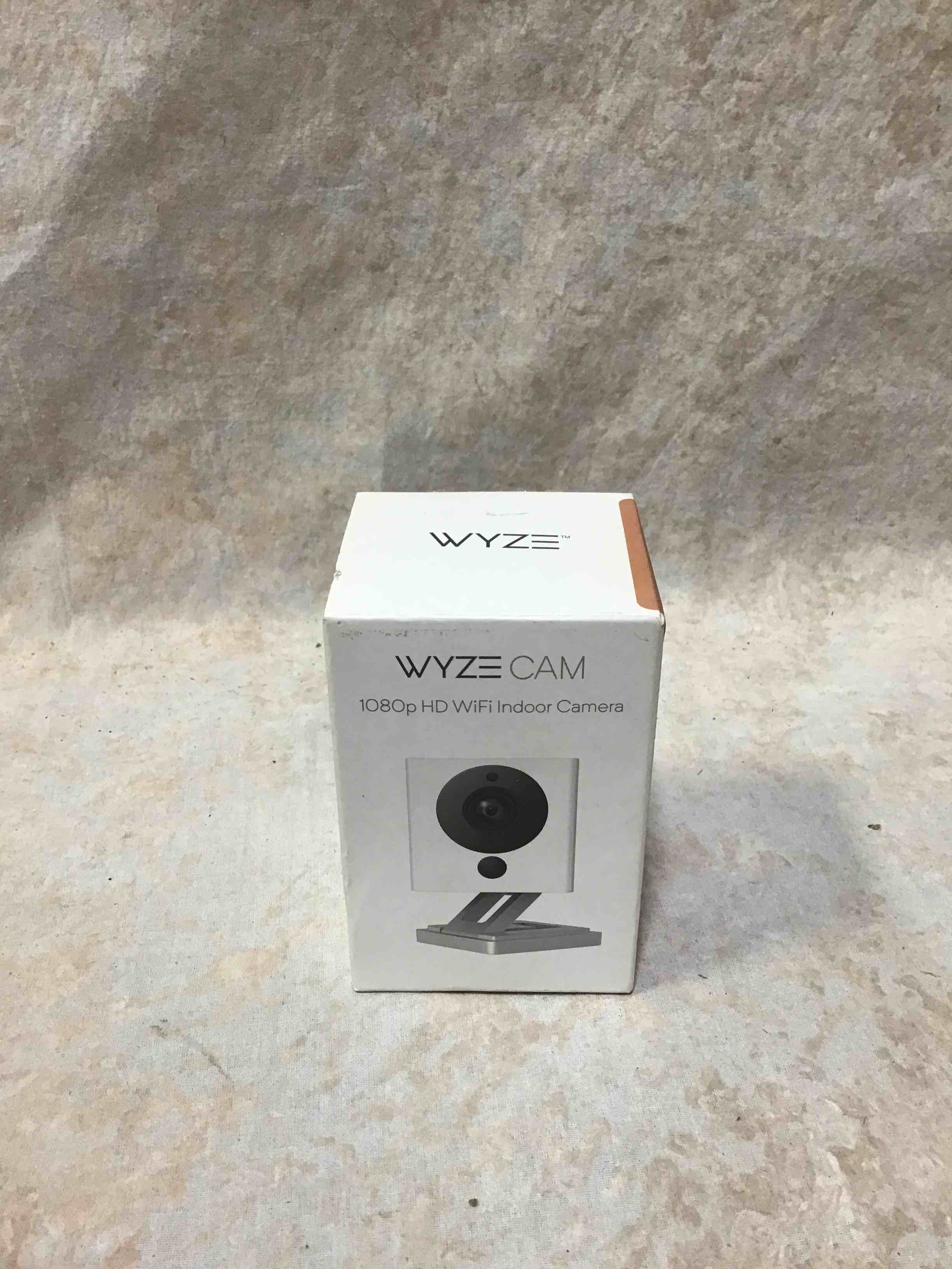 https://s3.amazonaws.com/lotting-images-prod/bidfta/RED3585902_1754424464857.jpeg