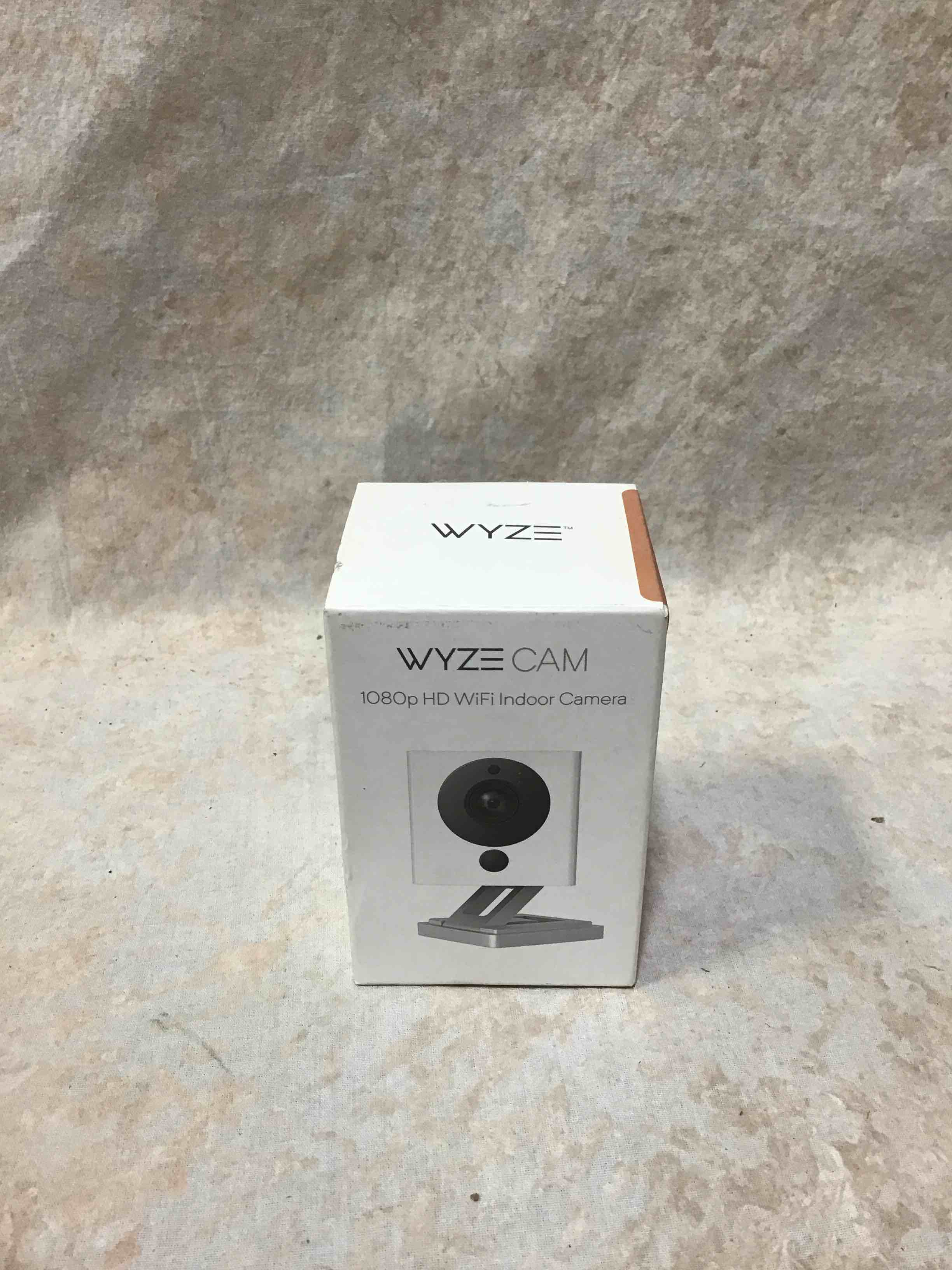 https://s3.amazonaws.com/lotting-images-prod/bidfta/RED3585902_1754424465818.jpeg