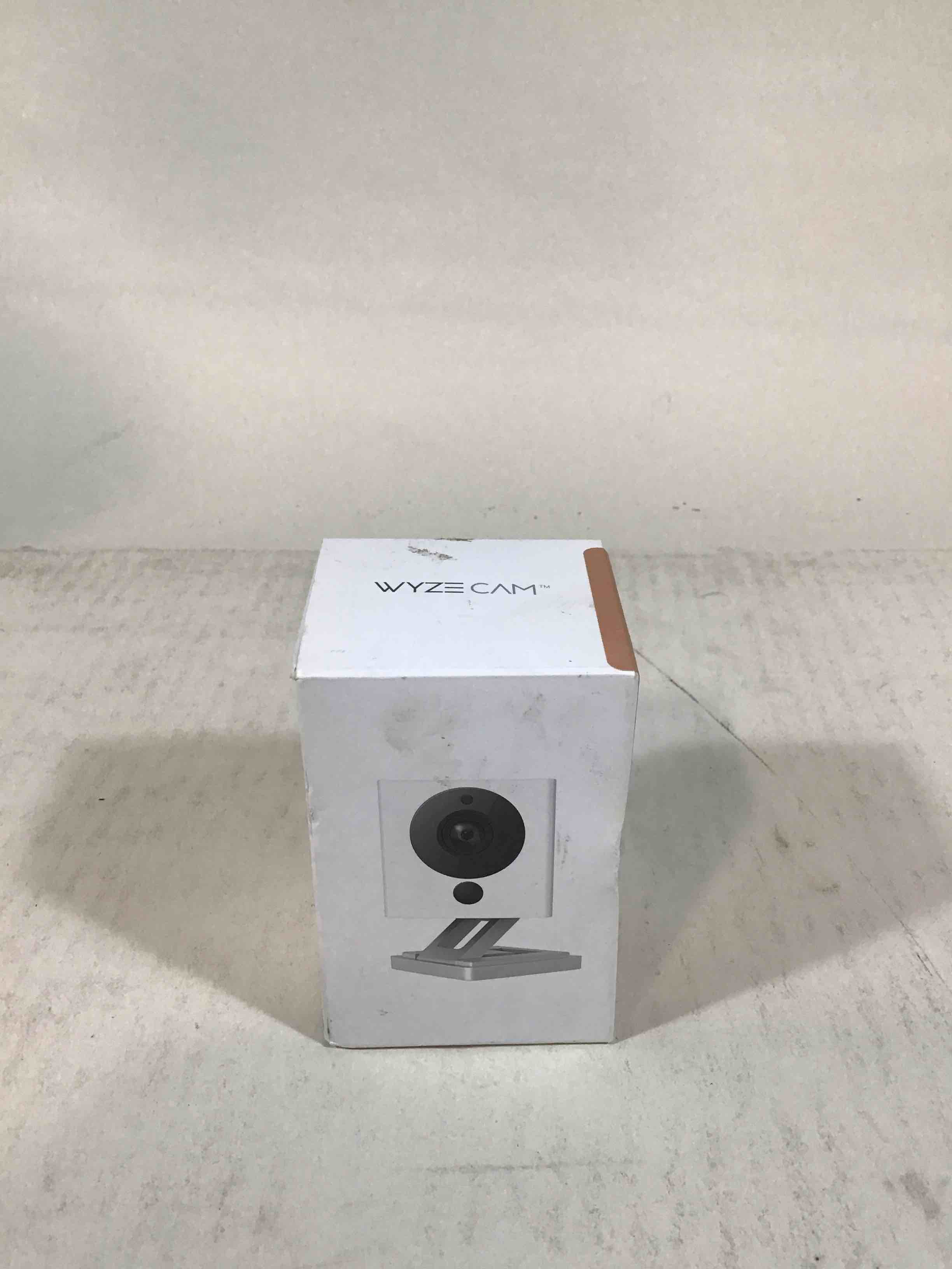https://s3.amazonaws.com/lotting-images-prod/bidfta/RED3585942_1754429838958.jpeg