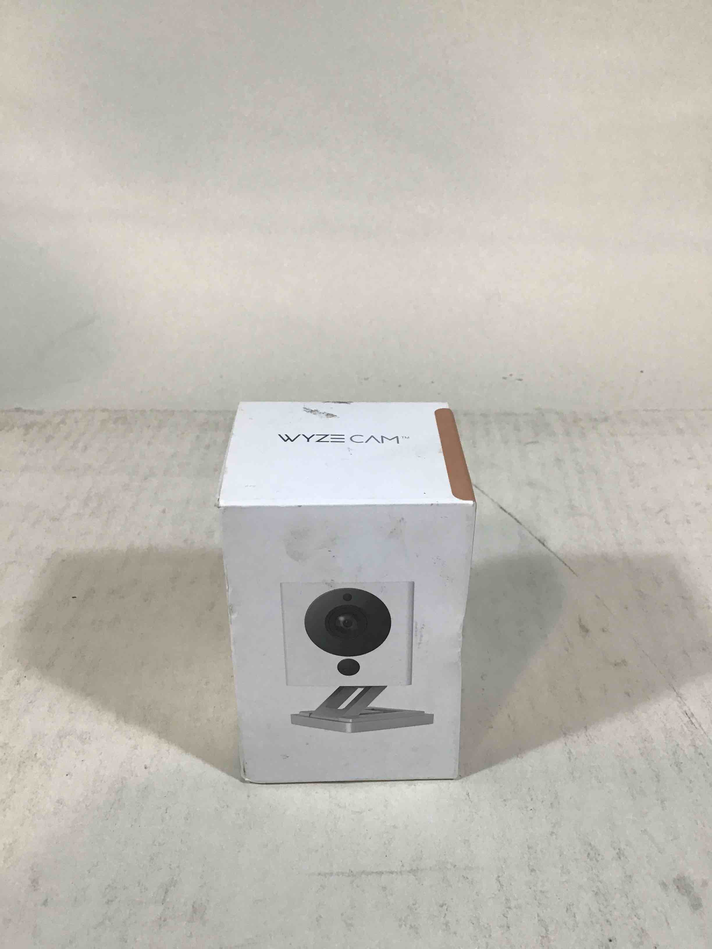 https://s3.amazonaws.com/lotting-images-prod/bidfta/RED3585942_1754429839936.jpeg