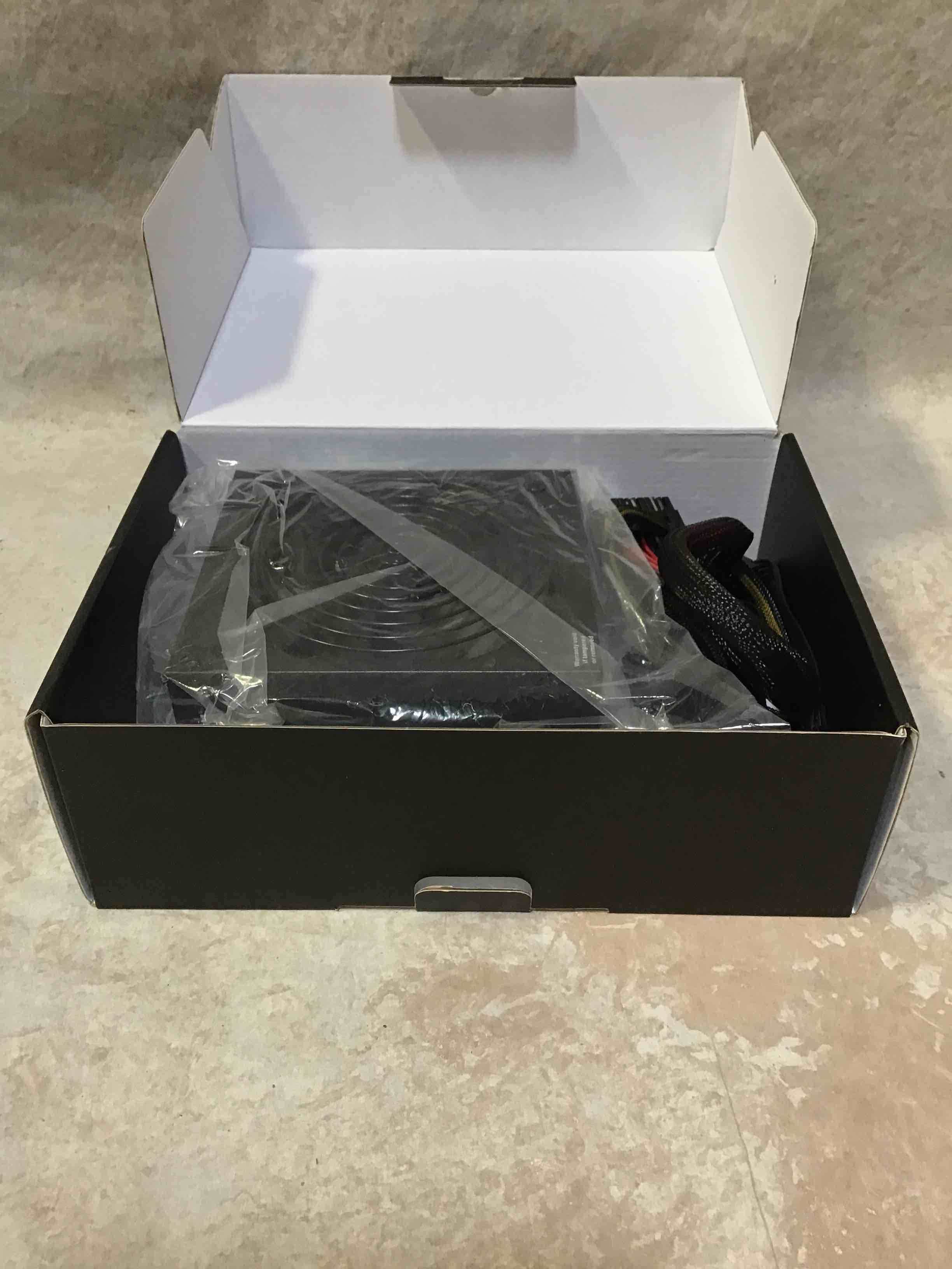 https://s3.amazonaws.com/lotting-images-prod/bidfta/RED3585980_1755881270841.jpeg