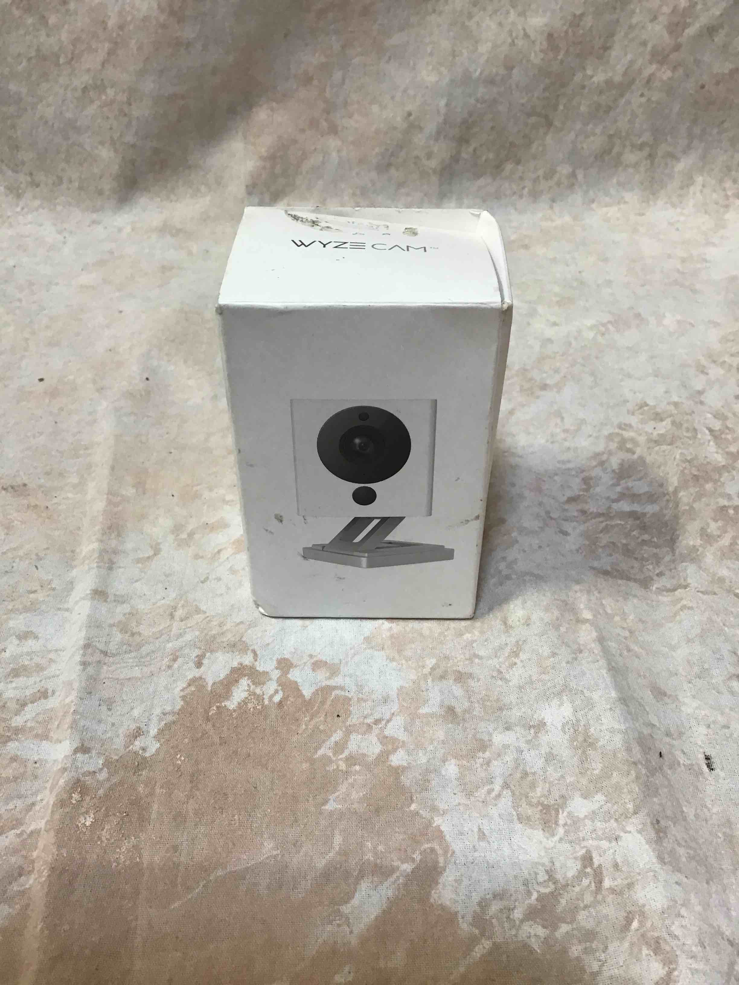 https://s3.amazonaws.com/lotting-images-prod/bidfta/RED3586003_1754065337088.jpeg