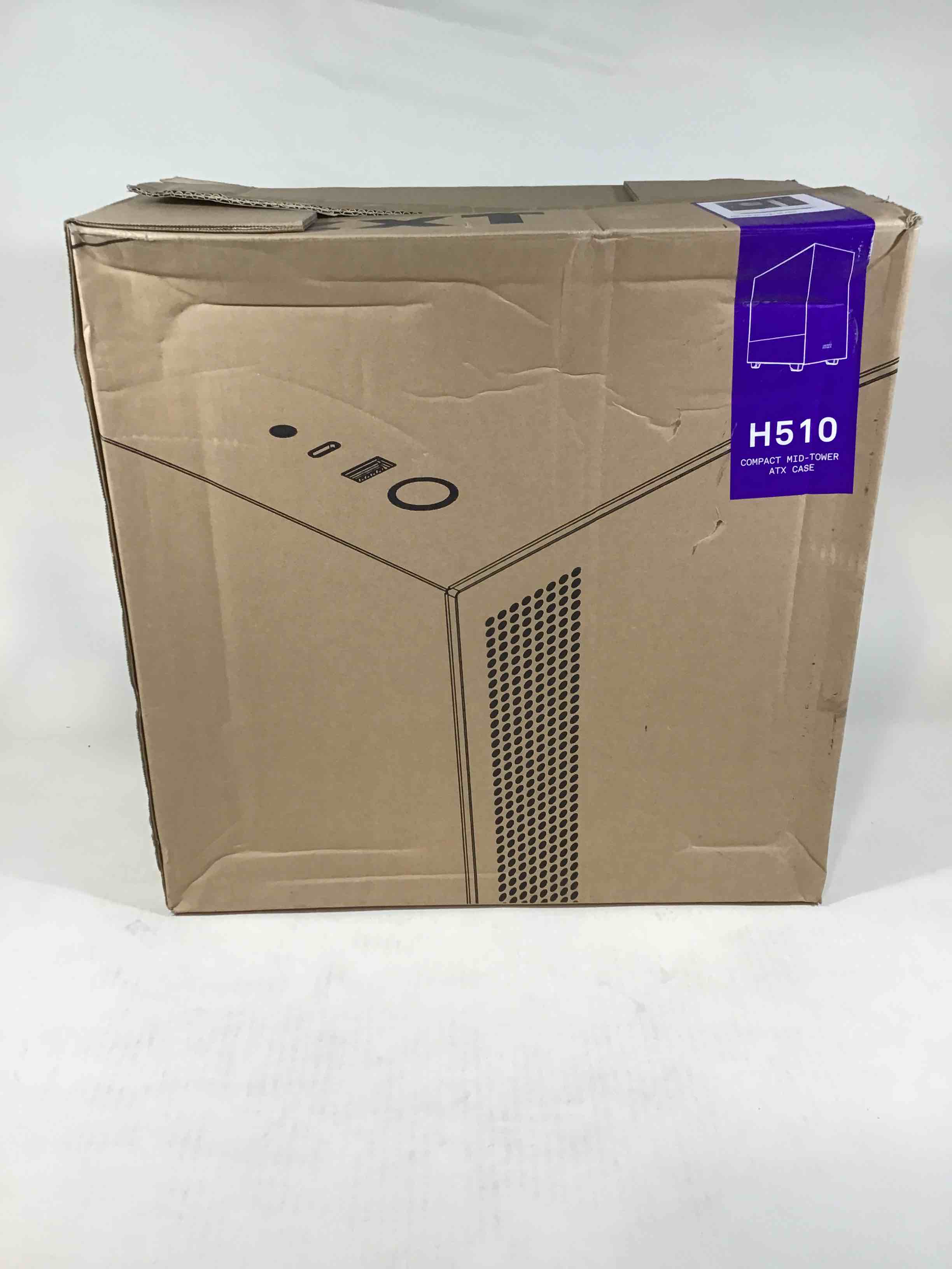 https://s3.amazonaws.com/lotting-images-prod/bidfta/RED3586137_1753733347423.jpeg