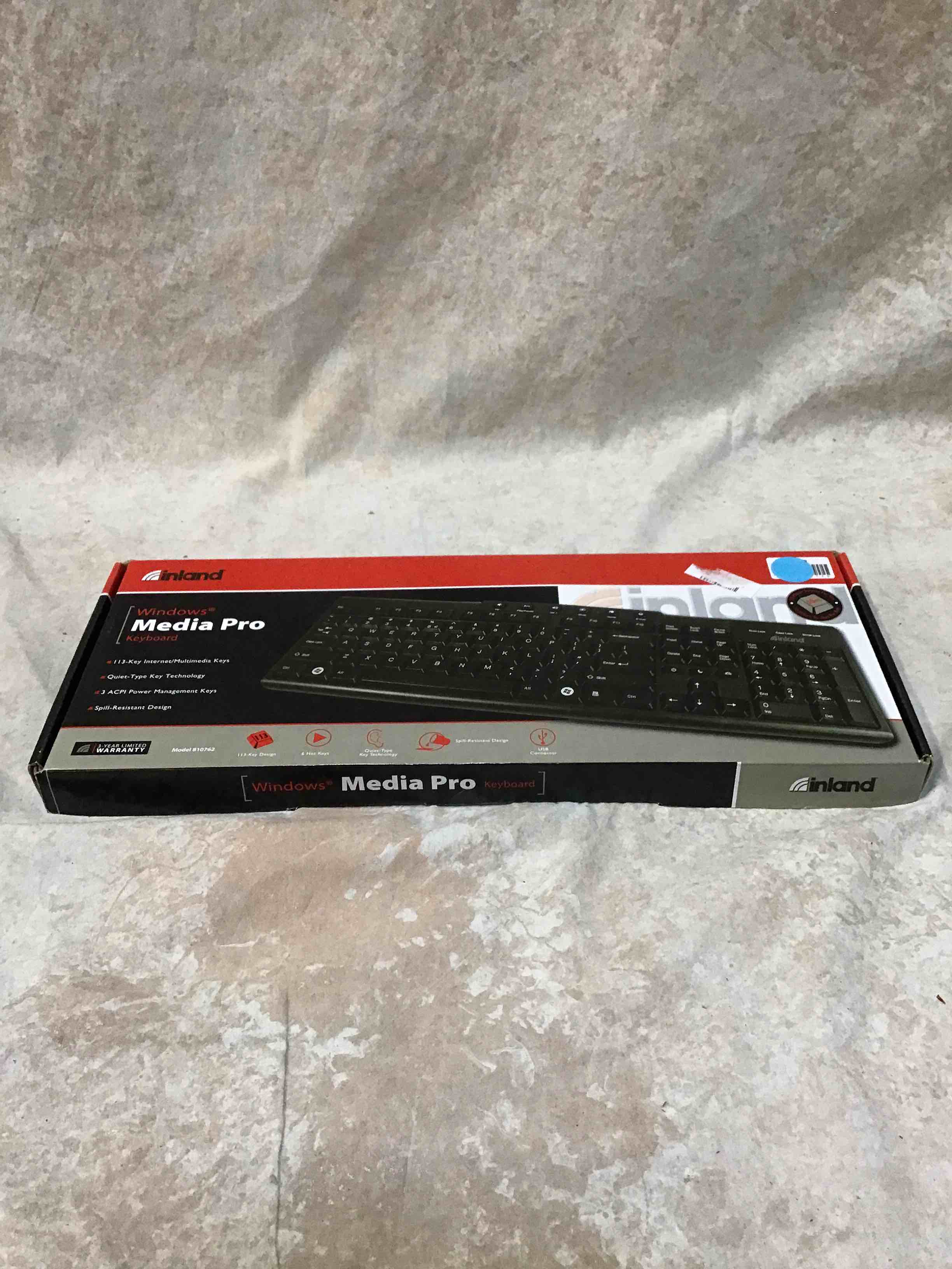 https://s3.amazonaws.com/lotting-images-prod/bidfta/RED3586139_1753468187063.jpeg