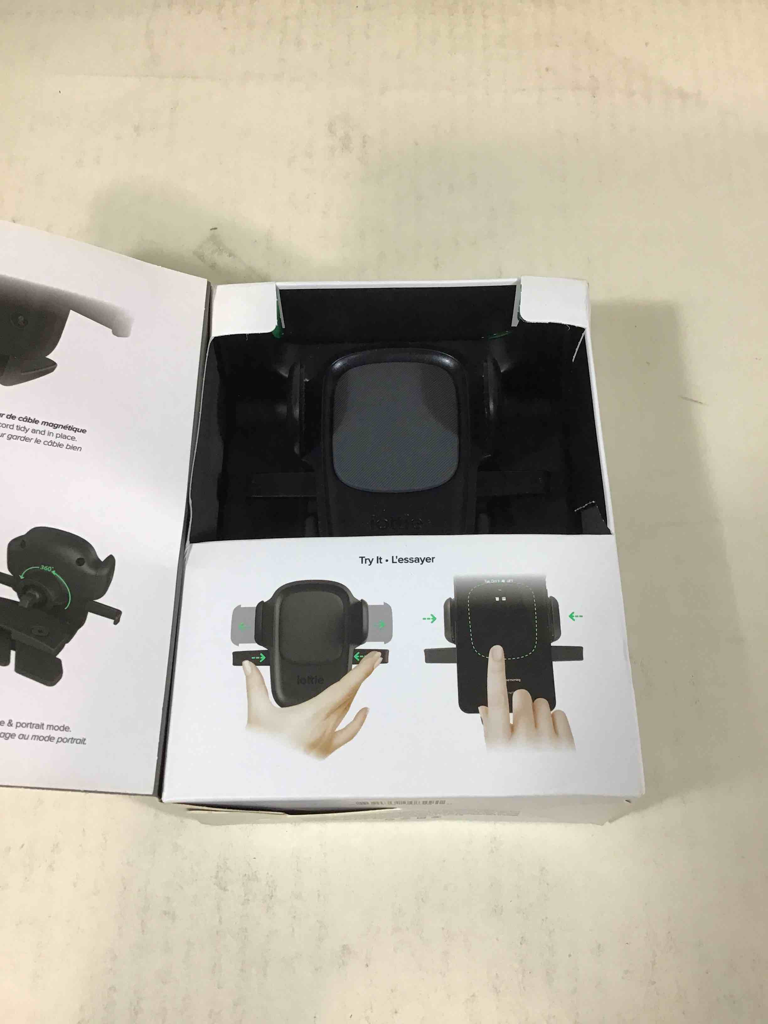 https://s3.amazonaws.com/lotting-images-prod/bidfta/RED3586197_1753382491910.jpeg