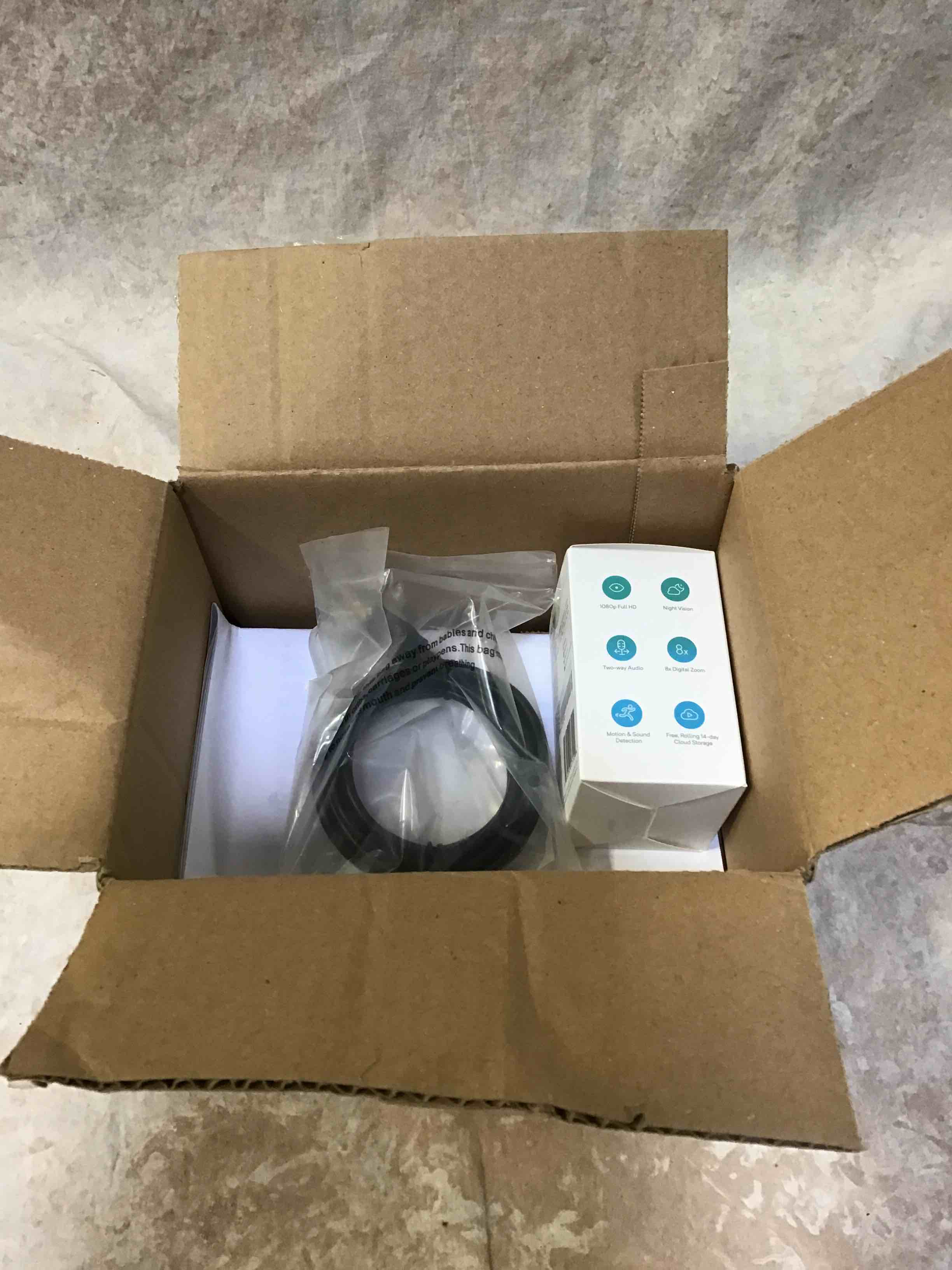 https://s3.amazonaws.com/lotting-images-prod/bidfta/RED3586218_1753386749481.jpeg