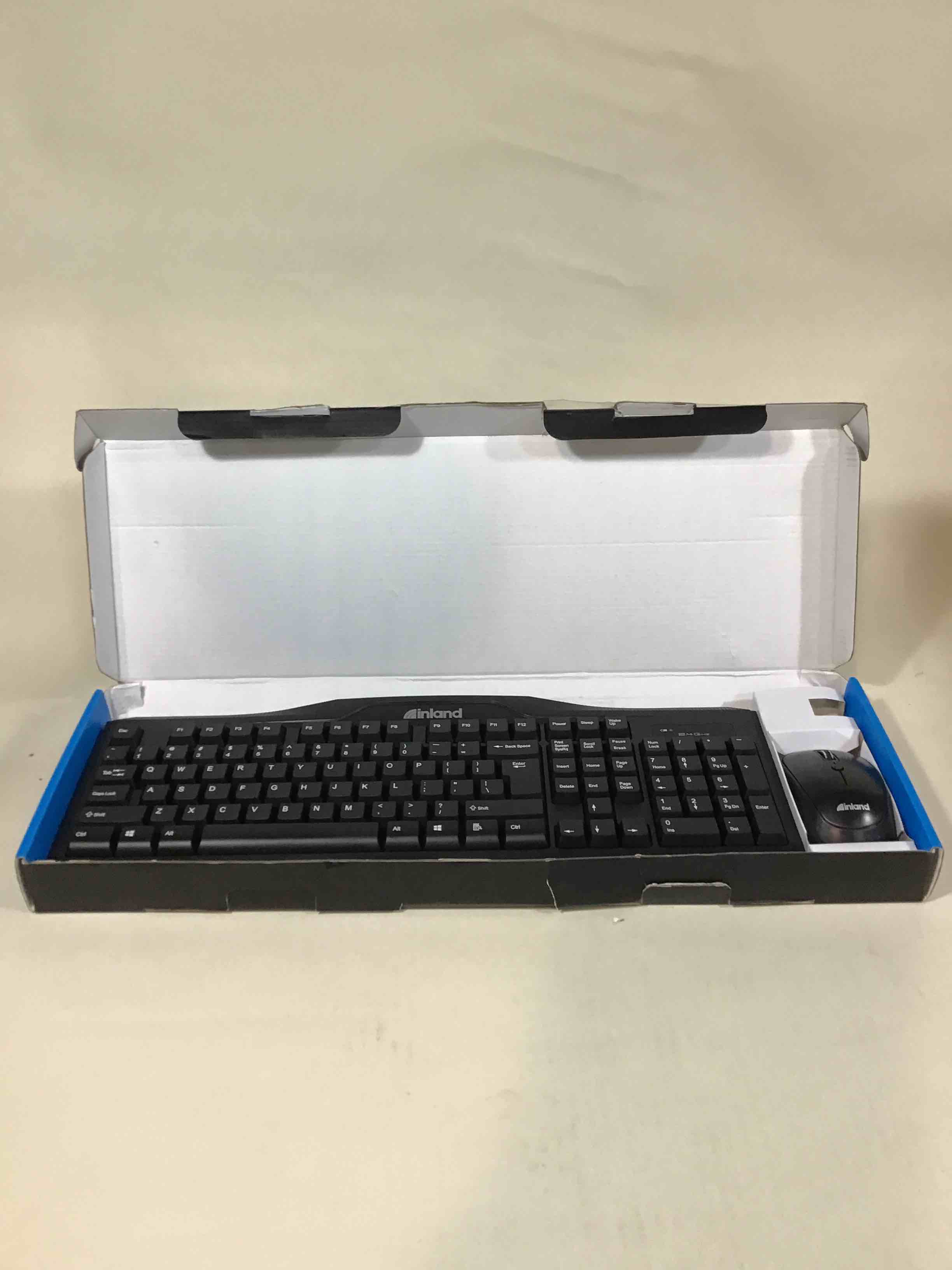 https://s3.amazonaws.com/lotting-images-prod/bidfta/RED3586260_1753366030065.jpeg