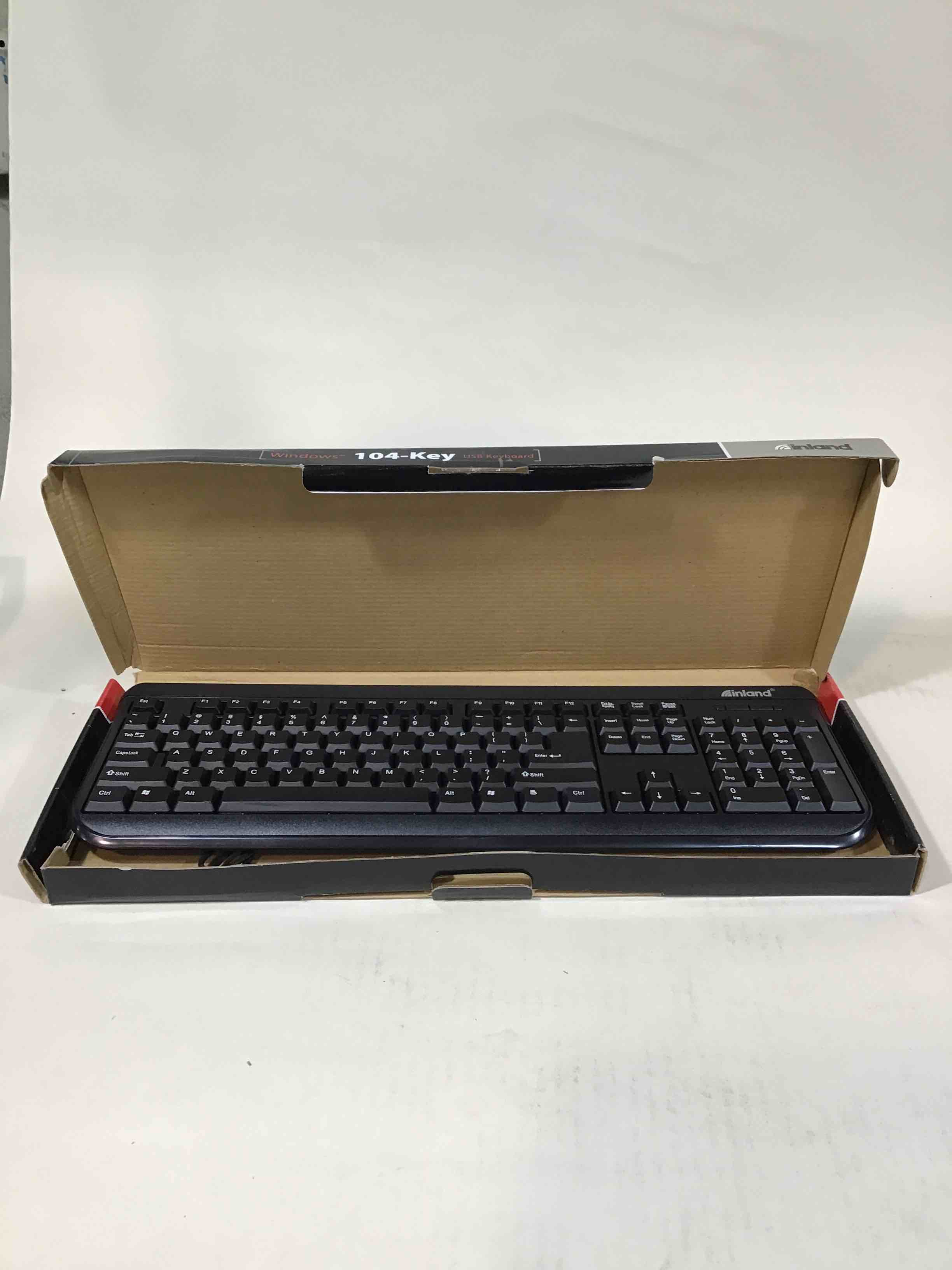 https://s3.amazonaws.com/lotting-images-prod/bidfta/RED3586270_1753368704352.jpeg
