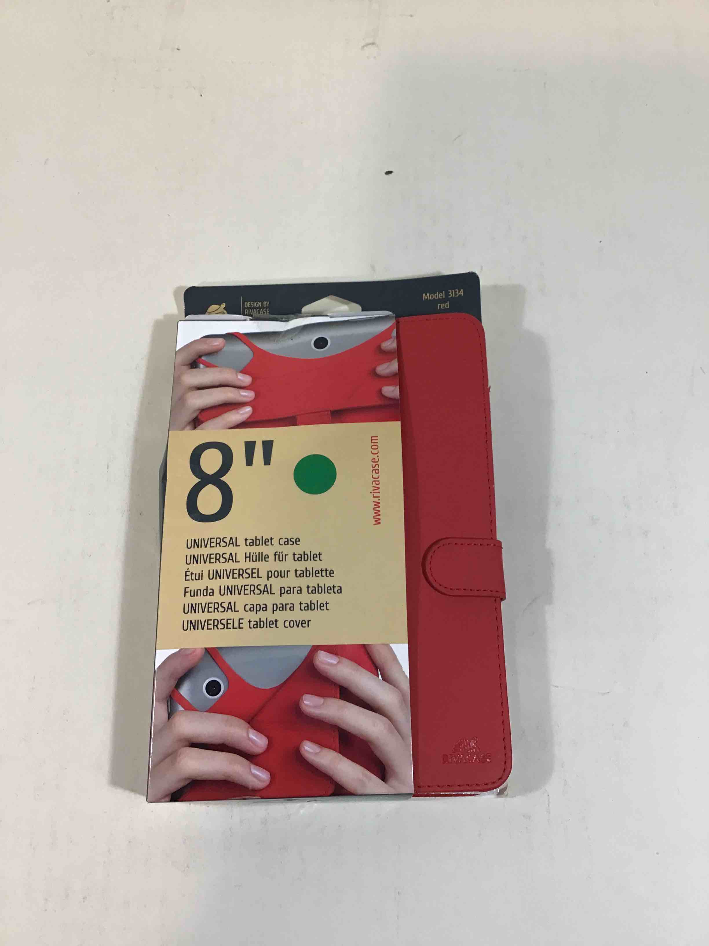 https://s3.amazonaws.com/lotting-images-prod/bidfta/RED3586402_1751398515810.jpeg