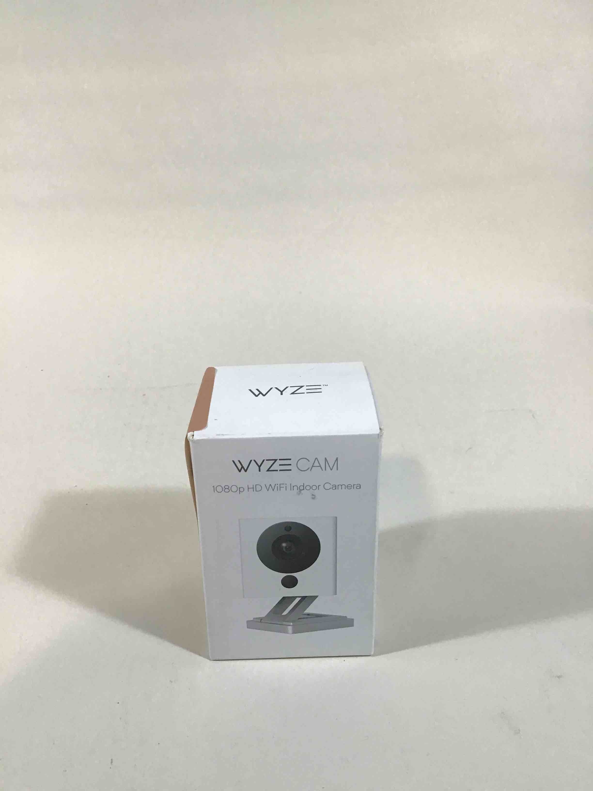 https://s3.amazonaws.com/lotting-images-prod/bidfta/RED3586466_1751315207908.jpeg