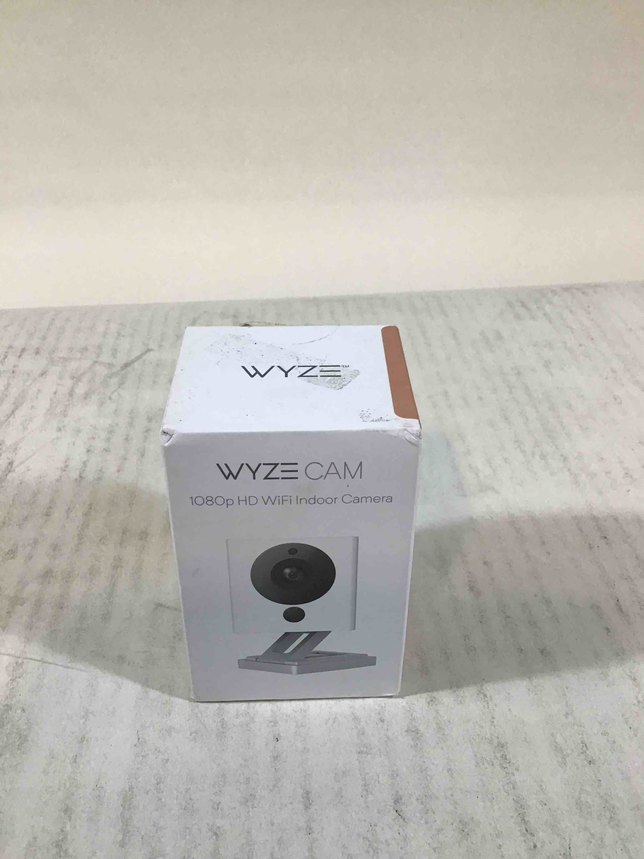 https://s3.amazonaws.com/lotting-images-prod/bidfta/RED3586535_1751051293600.jpeg