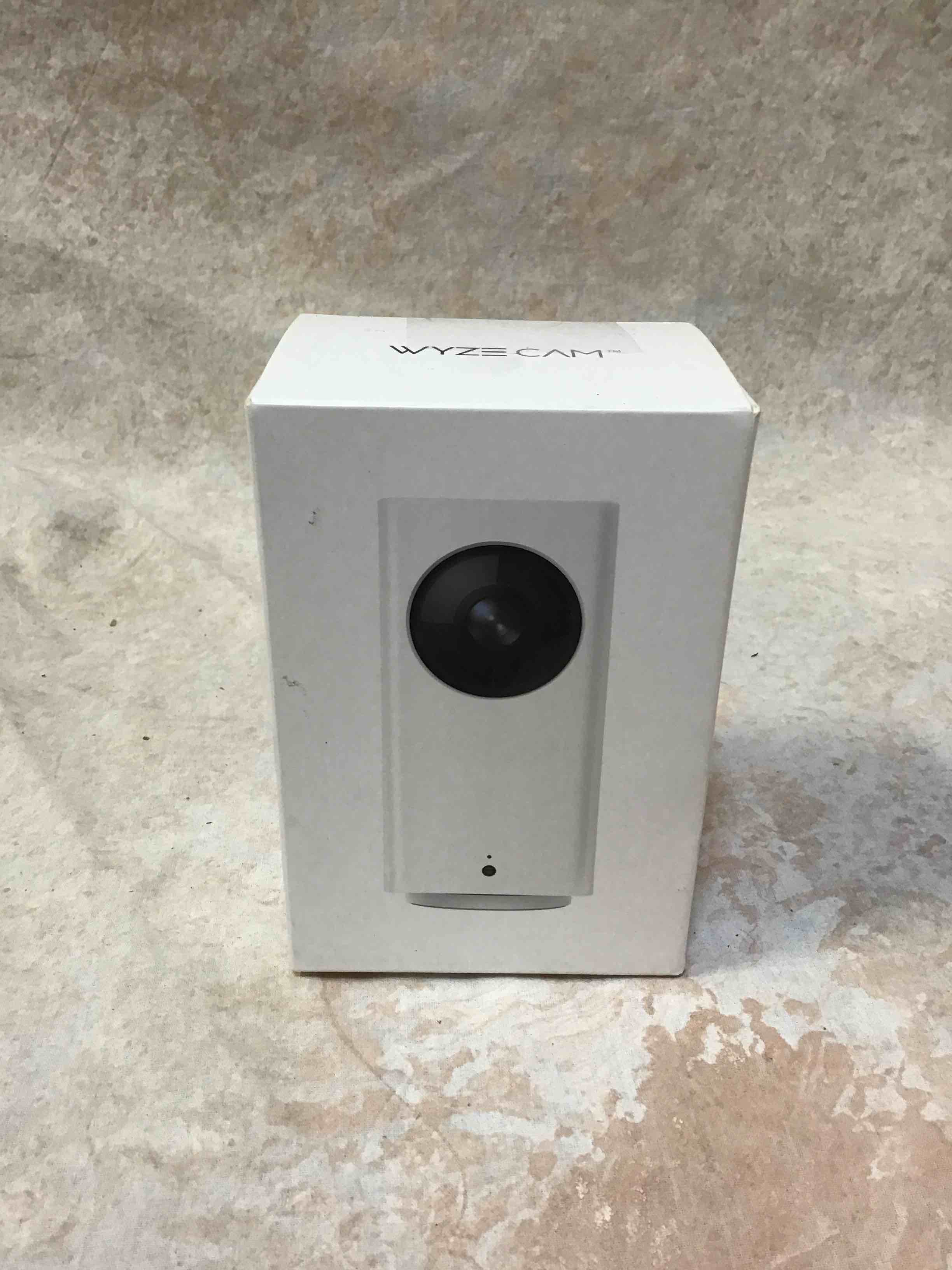 https://s3.amazonaws.com/lotting-images-prod/bidfta/RED3586701_1750948864494.jpeg