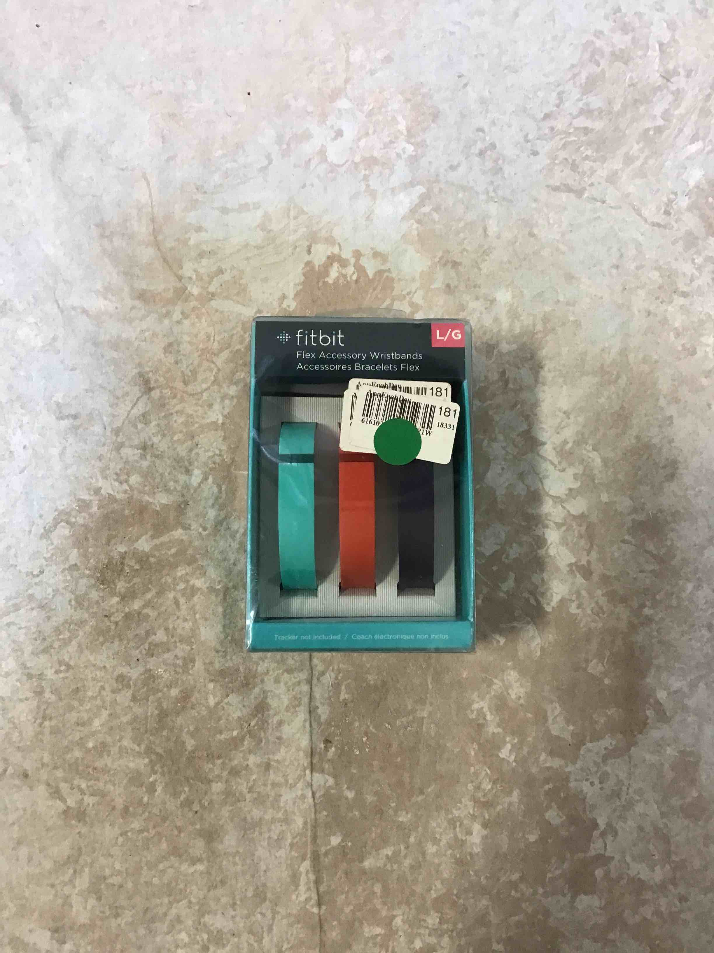 https://s3.amazonaws.com/lotting-images-prod/bidfta/RED3586715_1750950773377.jpeg