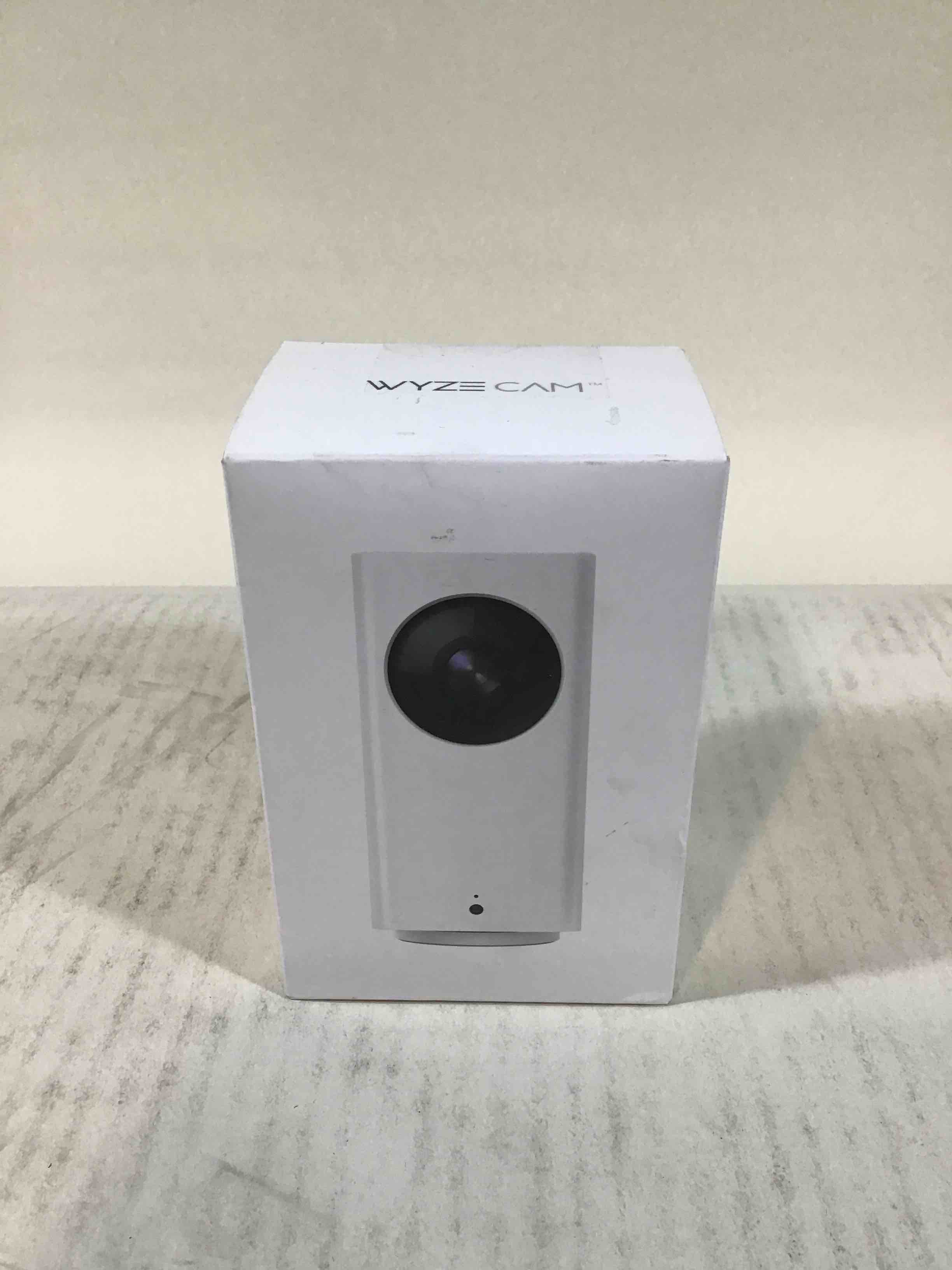 https://s3.amazonaws.com/lotting-images-prod/bidfta/RED3586747_1750879693422.jpeg